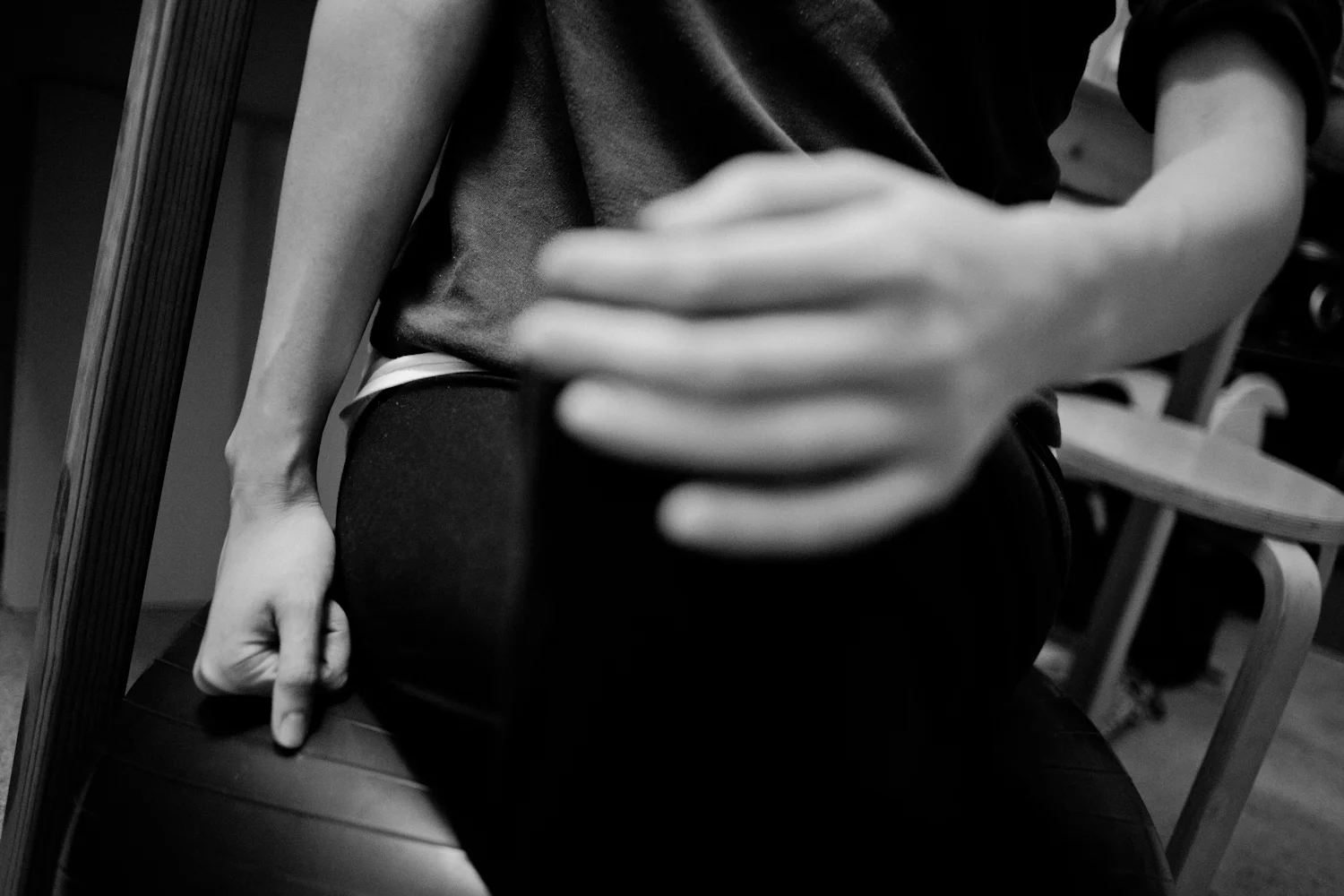 Robin's hands