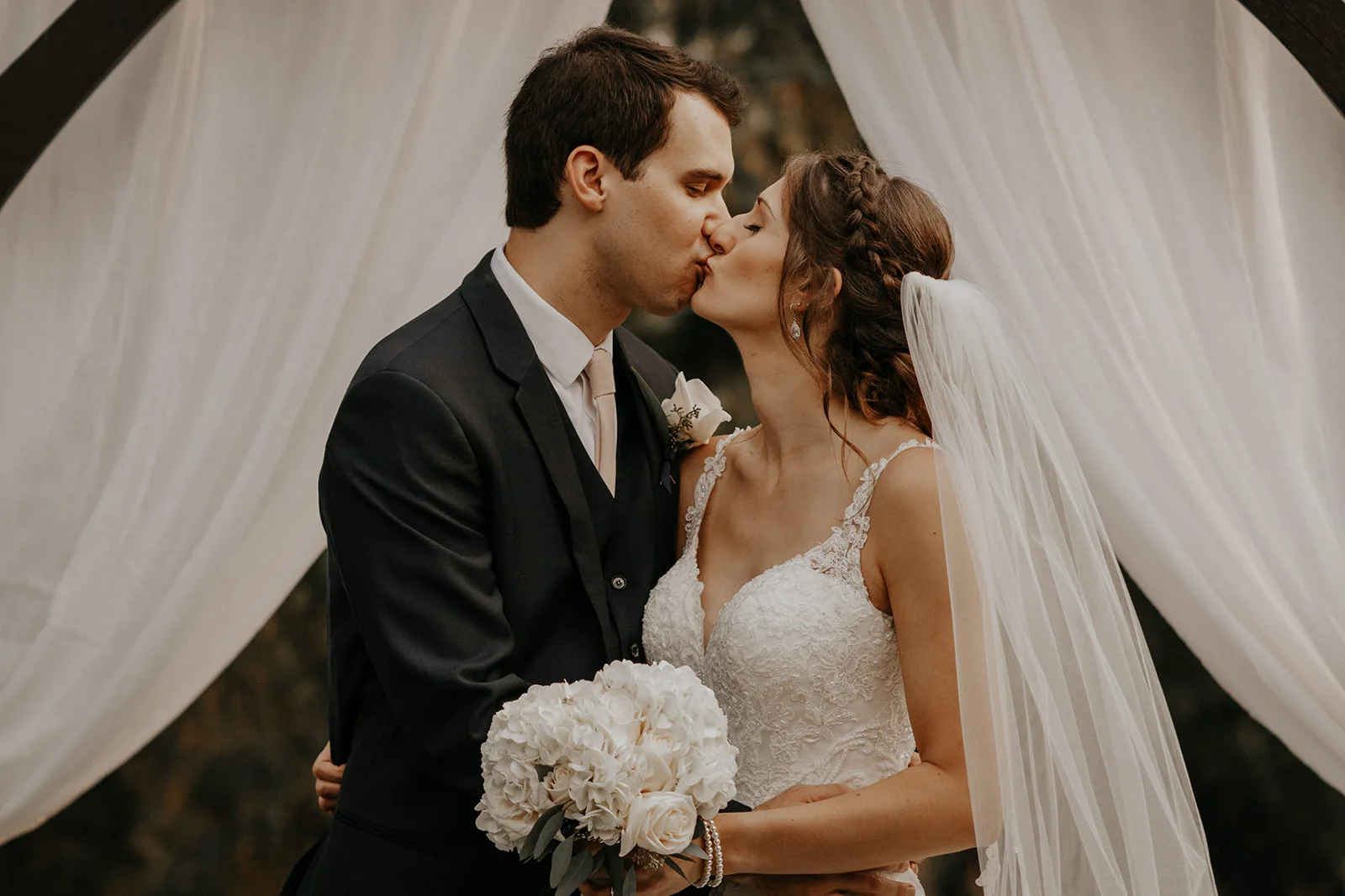 ginapaulson_camiryan_wedding-663.jpg