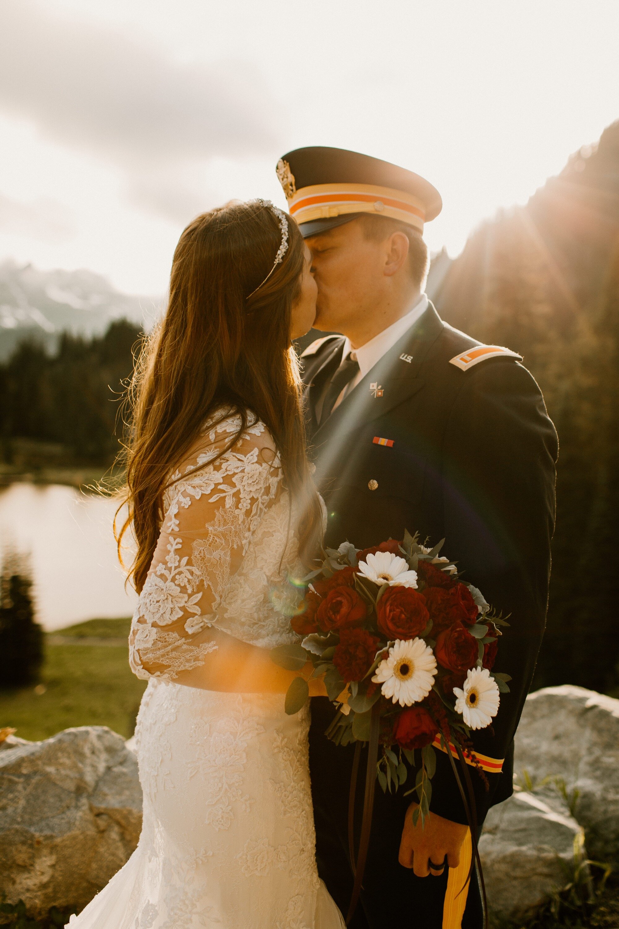 08_ginapaulson_katerinadalton-114_rainier_militarywedding_elopement.jpg