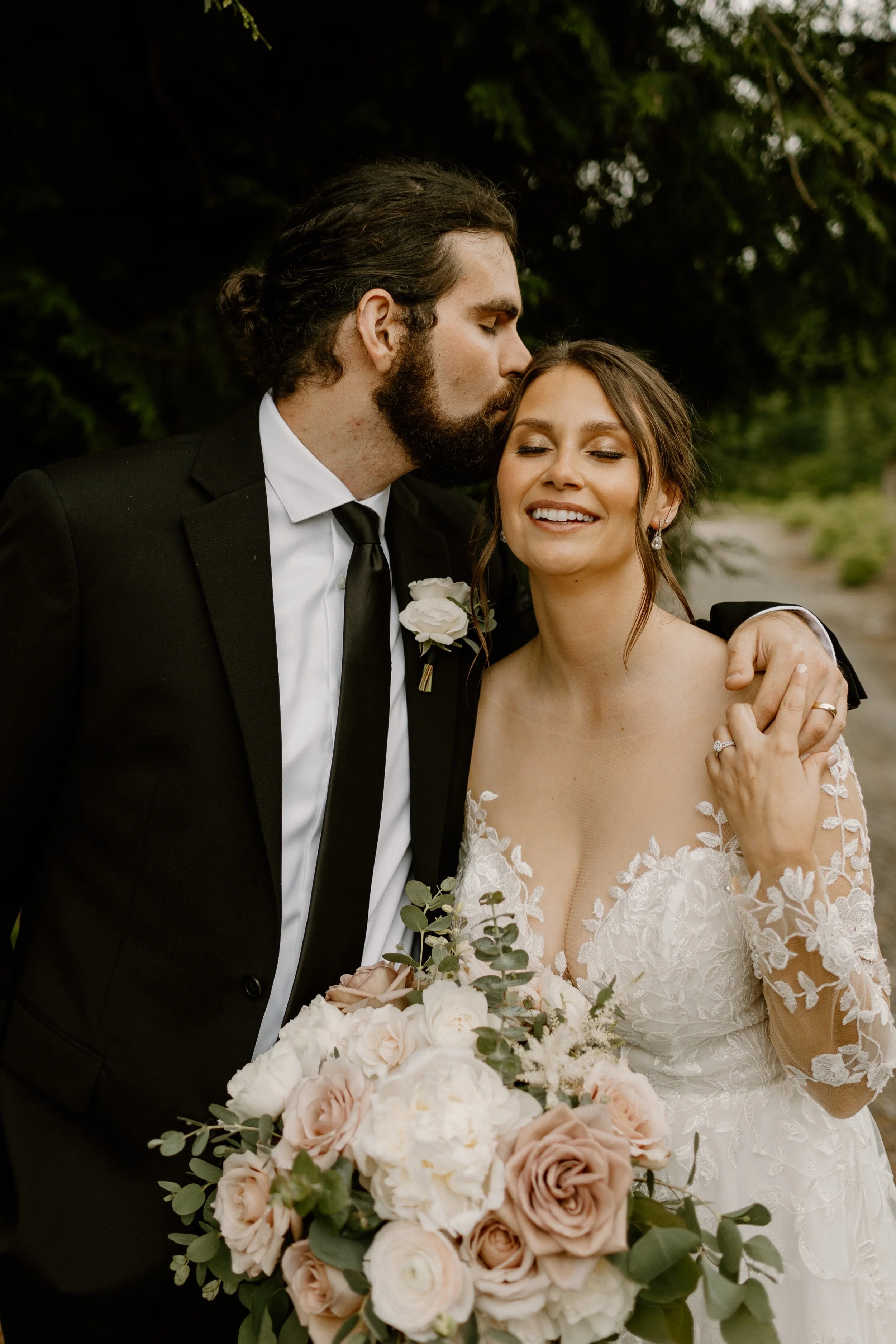 Beautiful Outdoor Wedding in the Rain — Gina Paulson PNW Wedding and