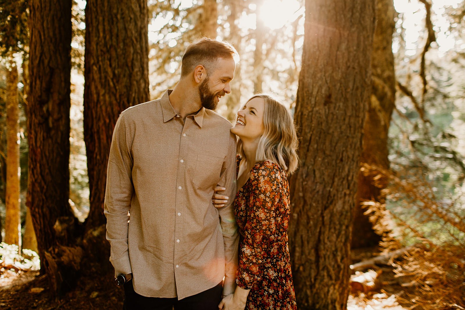 What to Wear for Your Mt. Rainier Engagement Session — Gina Paulson PNW