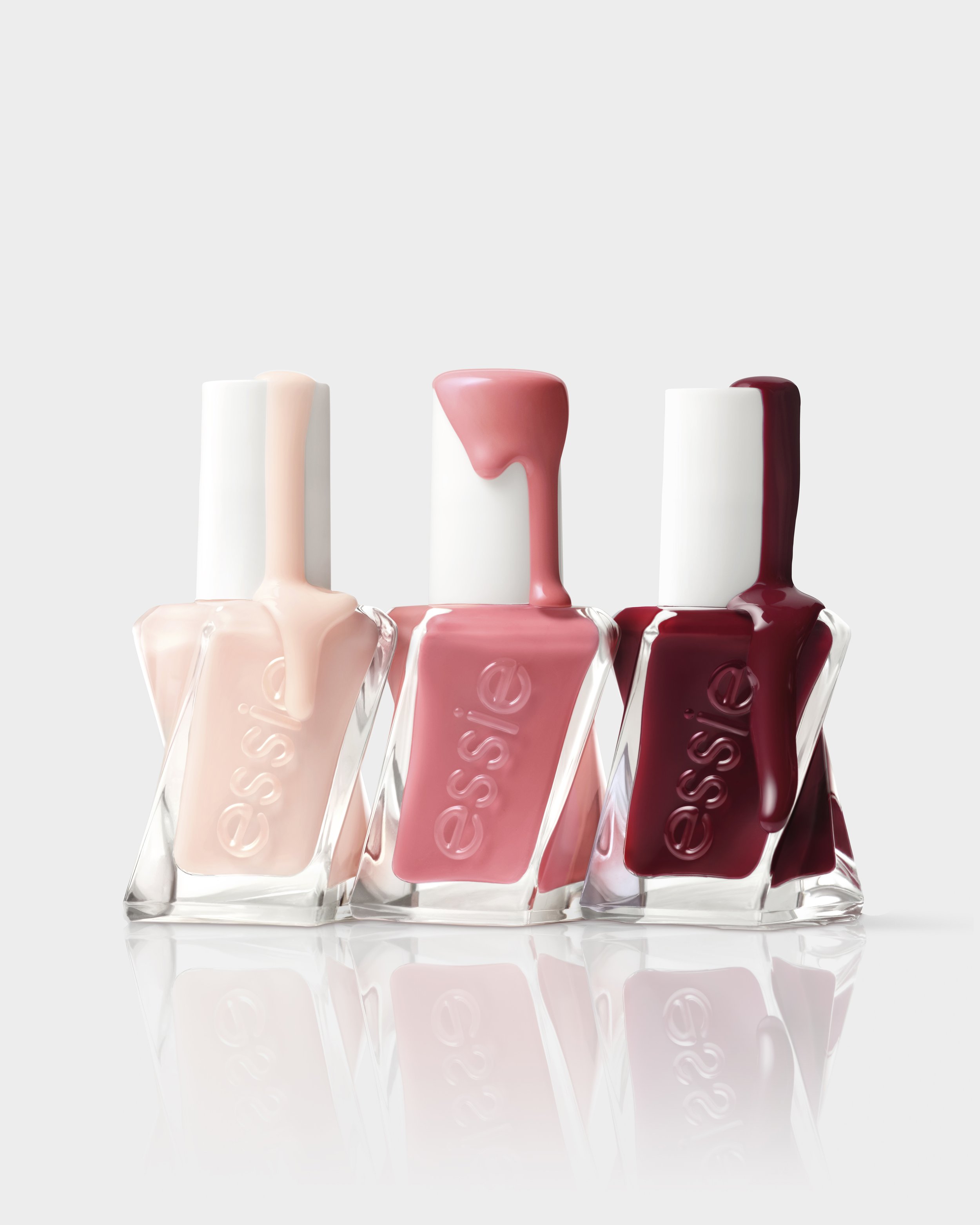 ESSIE_GelByEssie_Still01_4x5_300DPI 2.jpg