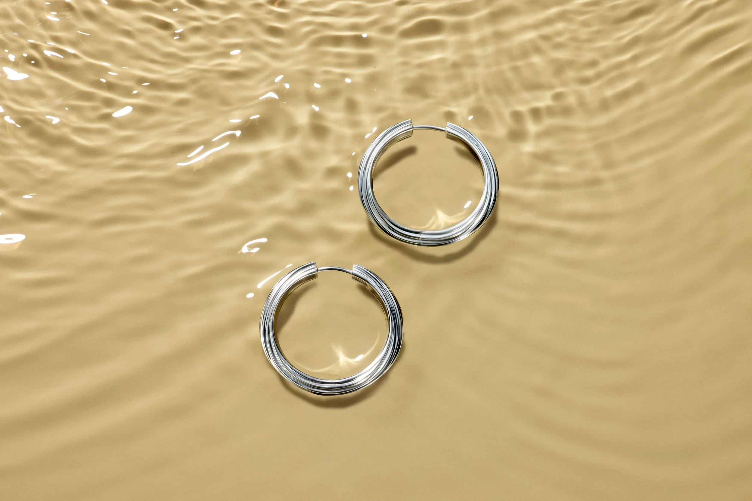 1840408_Curve_Jewelry_Water_AM_2026.jpg