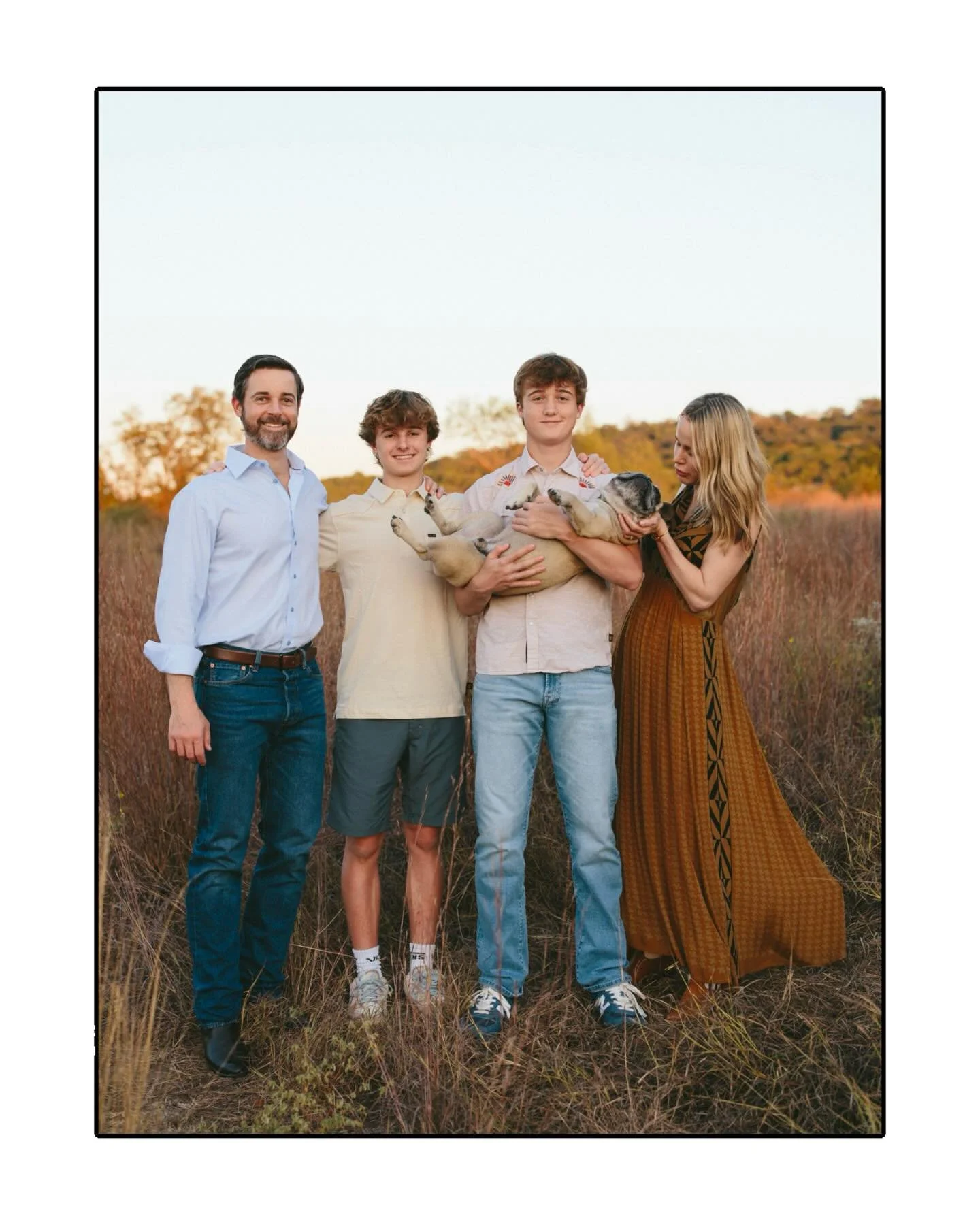 Happy Sunday! I hope your weekend is as bright and sunny as this. ☀️