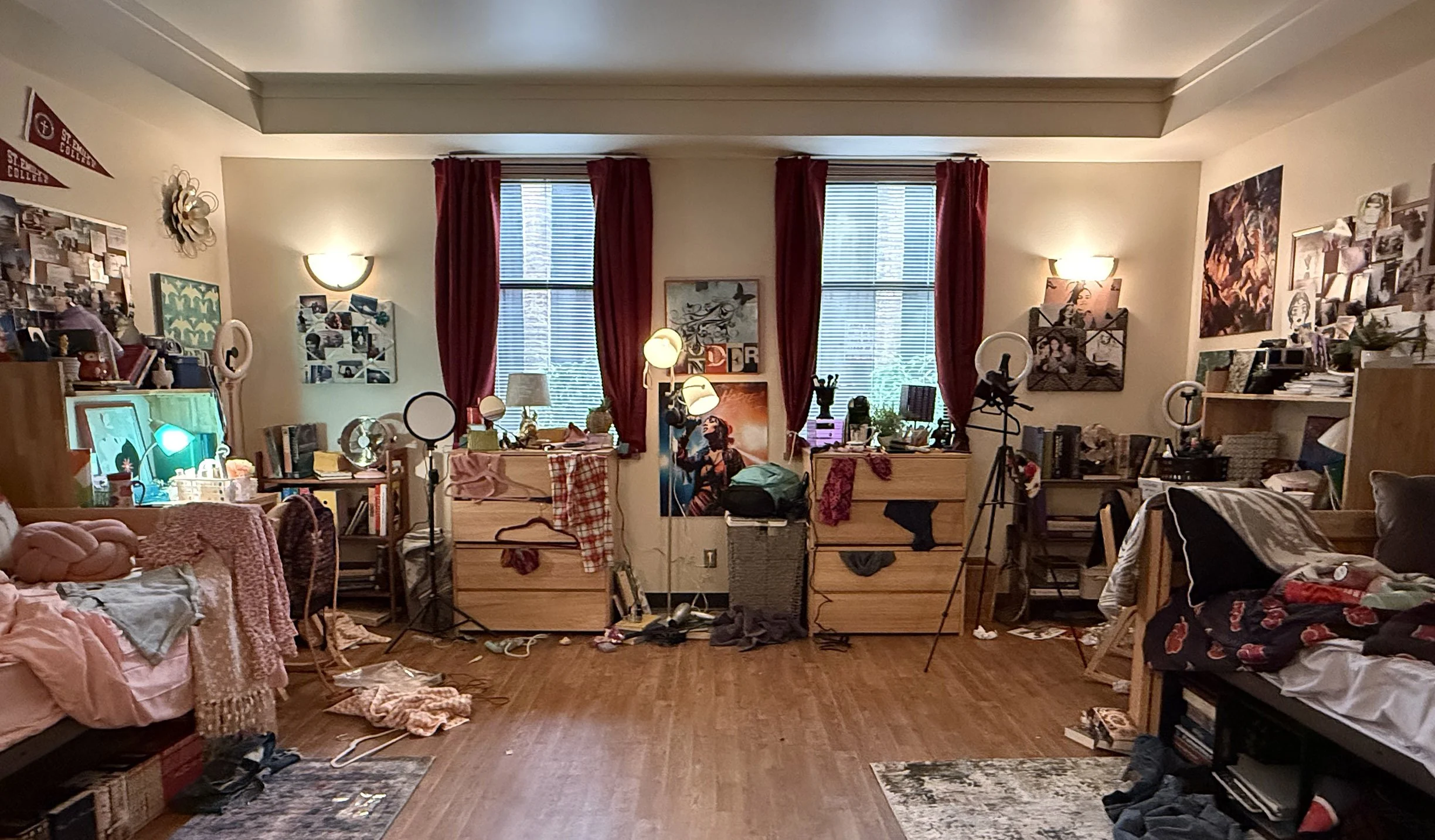dorm room.jpeg