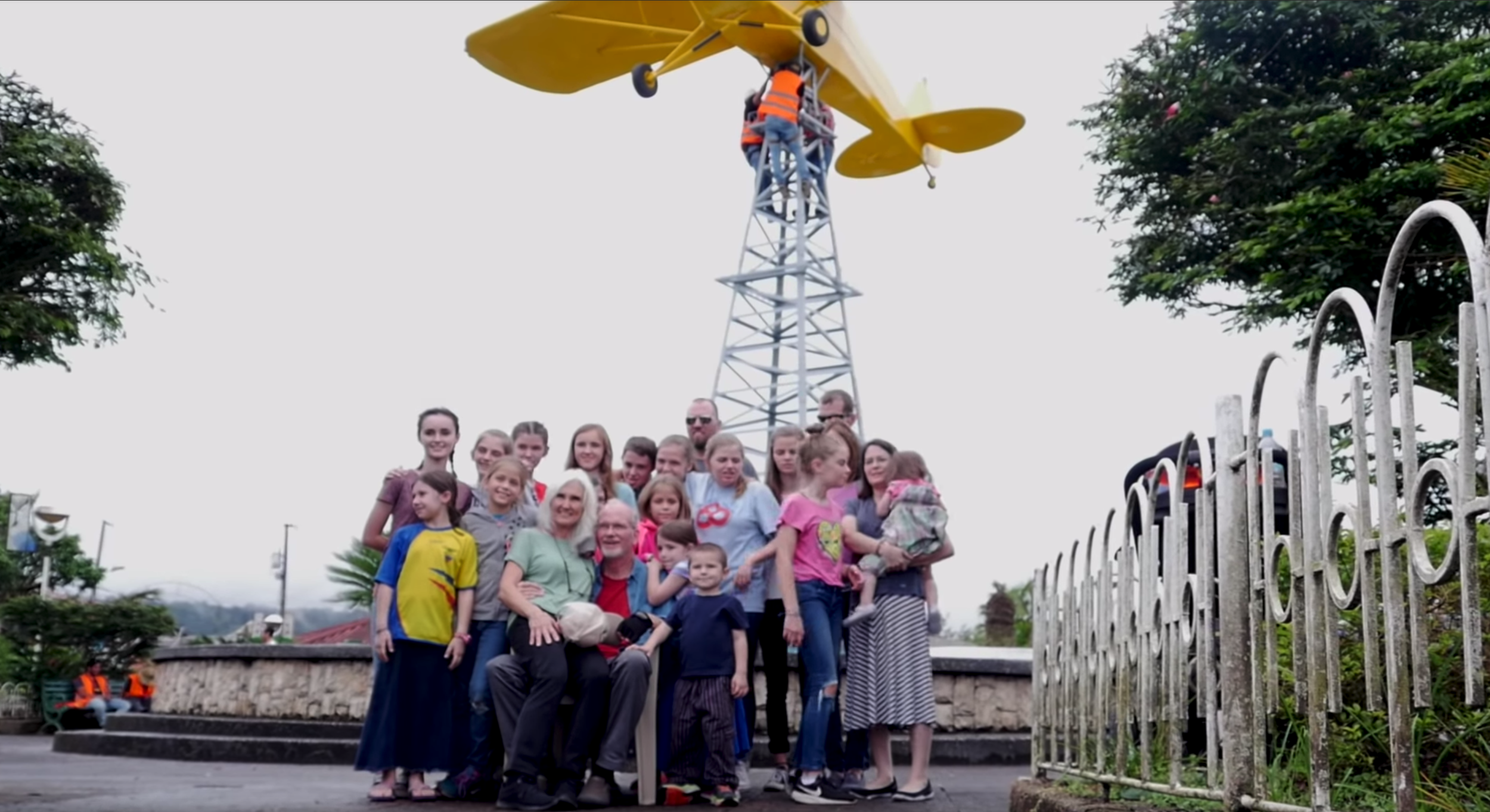 Movies: Last Trip Home (of Steve Saint to Ecuador) - Youtube Video