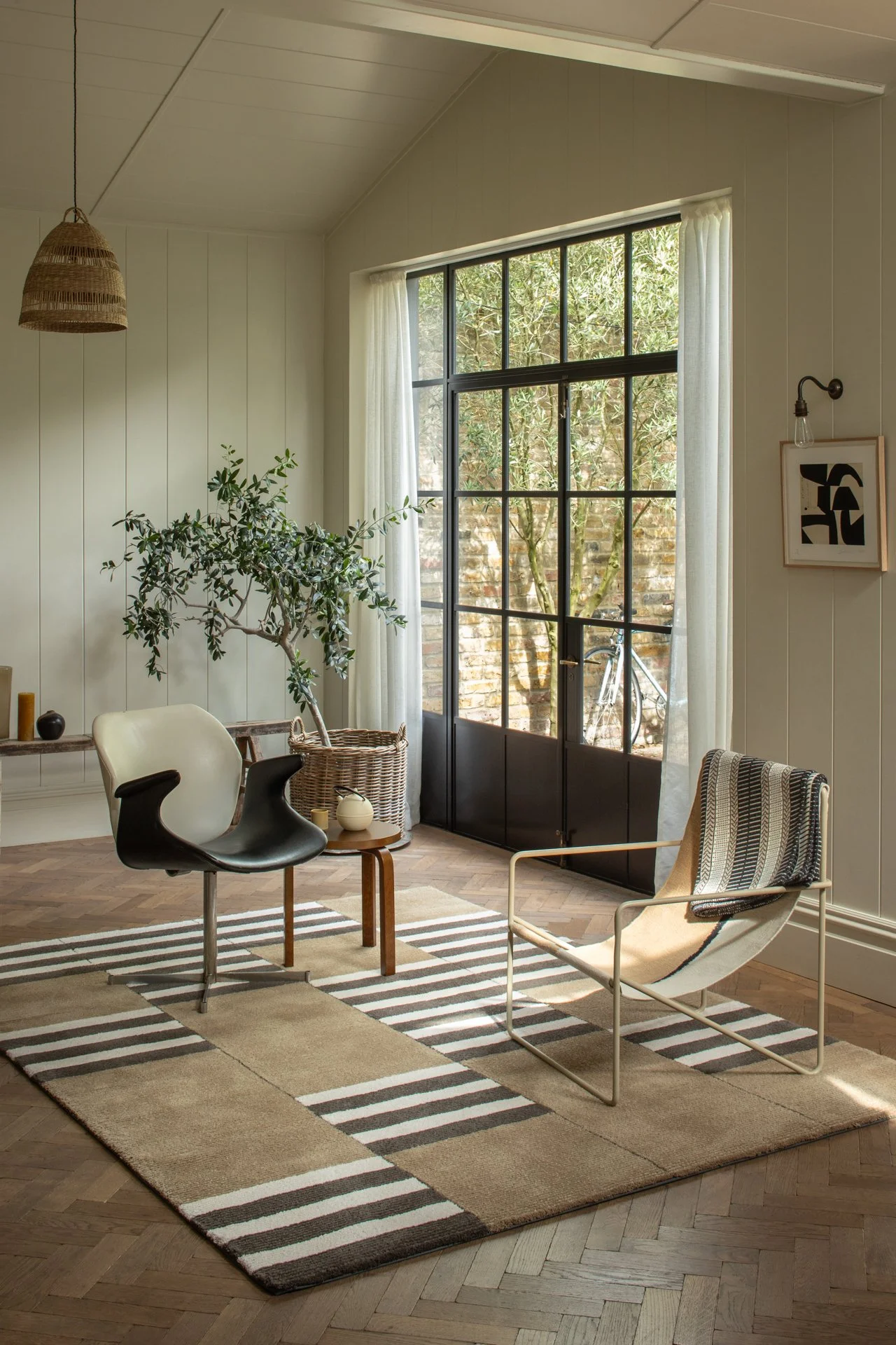 RogerOates_Sennen_Hand Tufted Rug 200x274_5288_MR.jpg