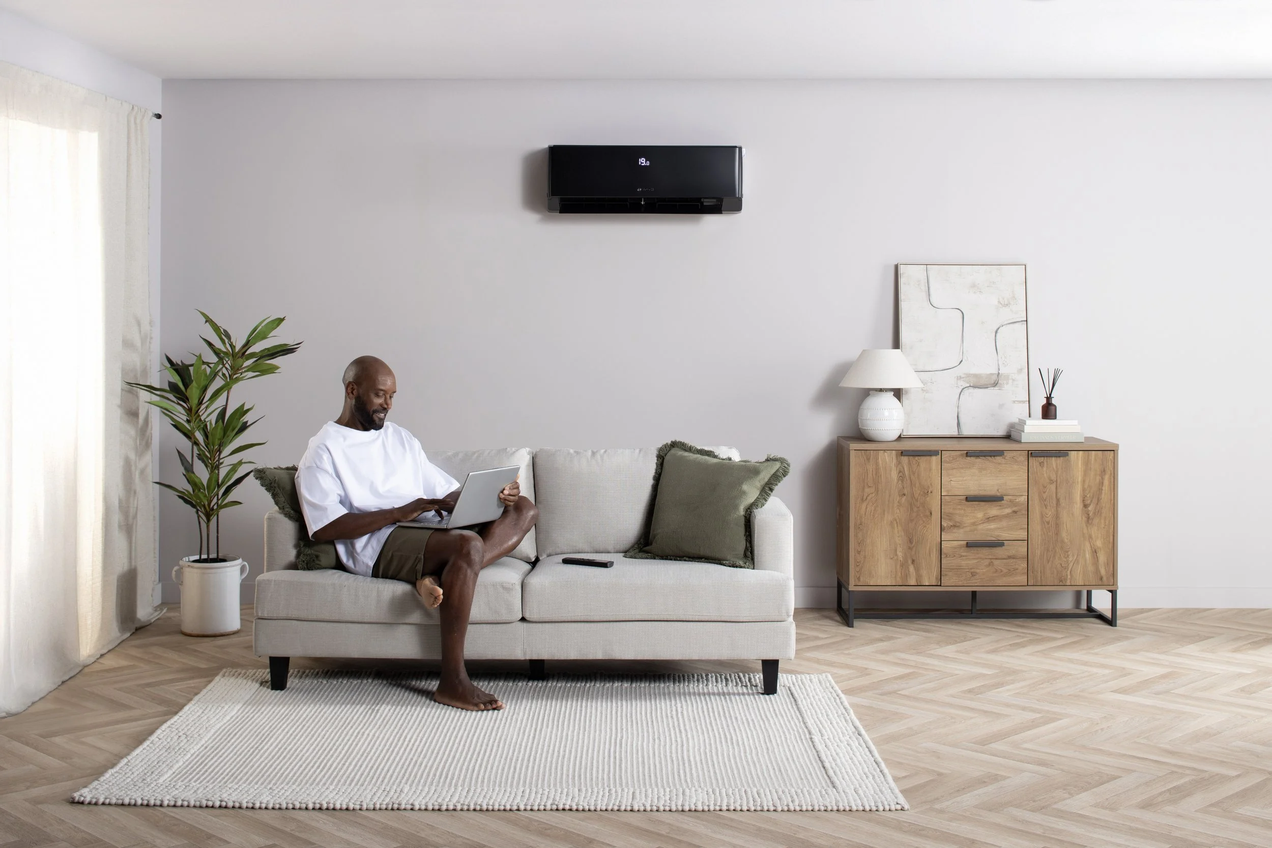260420_f3_worcesterbosch_lounge_2b_cl7000_1270_RT.jpg
