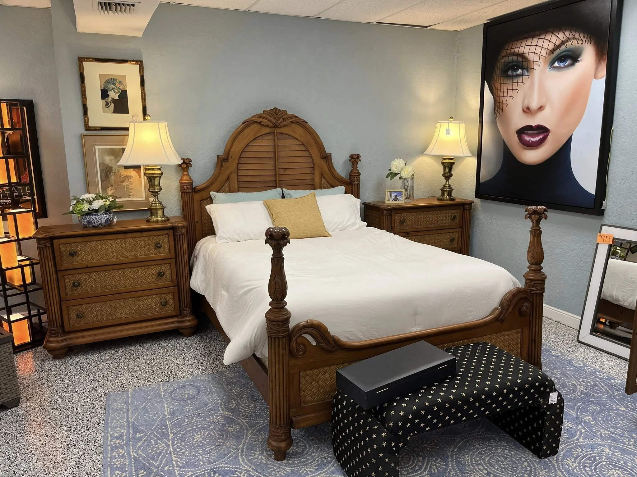Queen Set by Pelican Reef