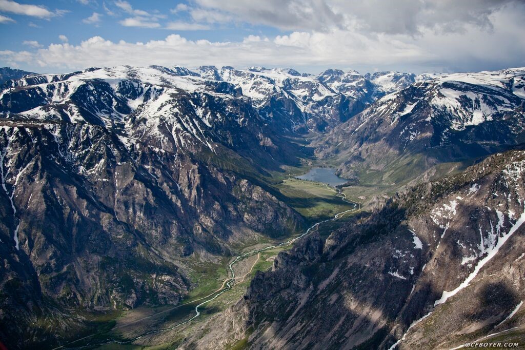 Montana's East Rosebud Creek from the air. (Photo Chris Boyer, Lighthawk.)