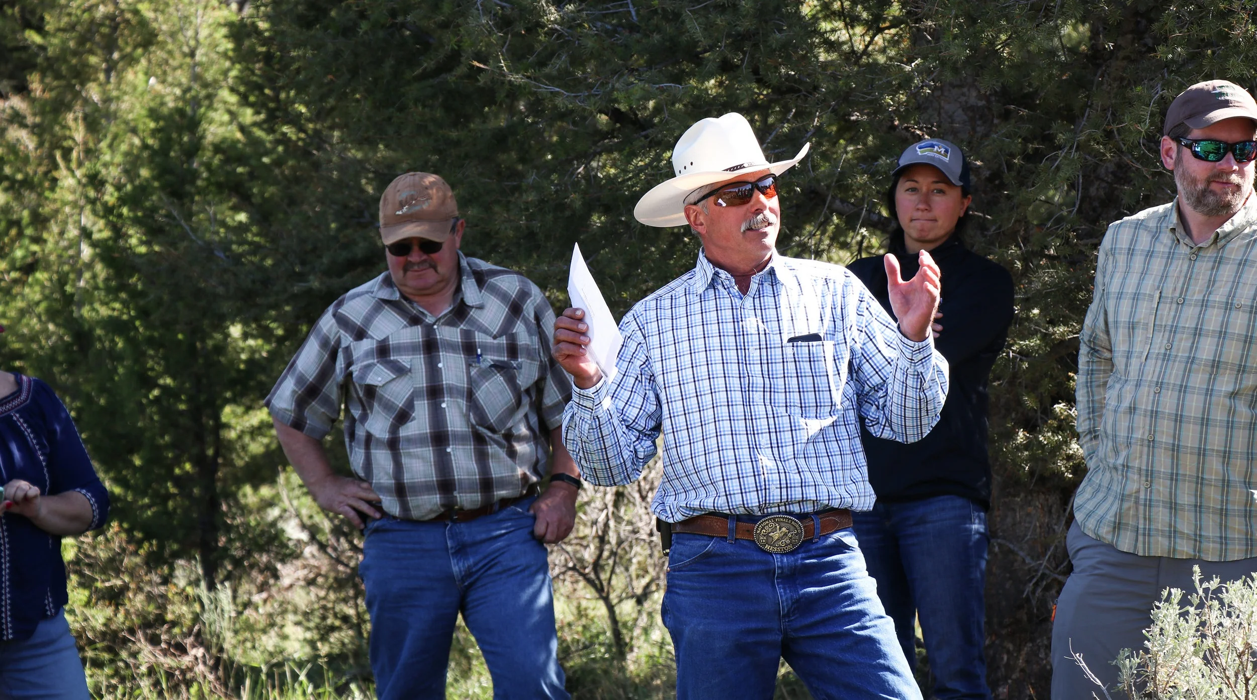 Ruby Valley rancher Rick Sandru speaks to the crowd on the Ruby Valley Field Tour. (Photo GYC/Emmy Reed.)