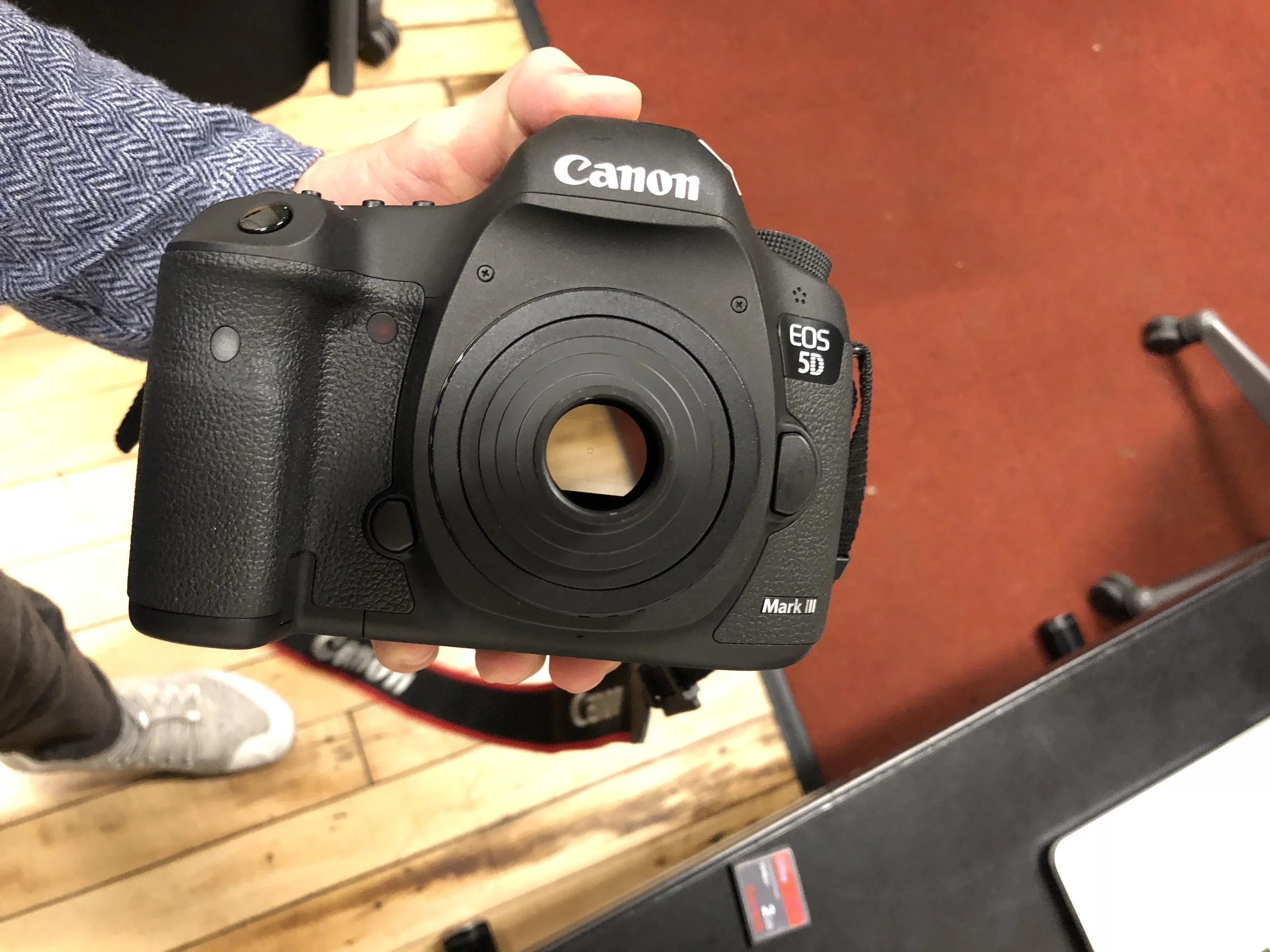 Canon_with_adptor.jpg