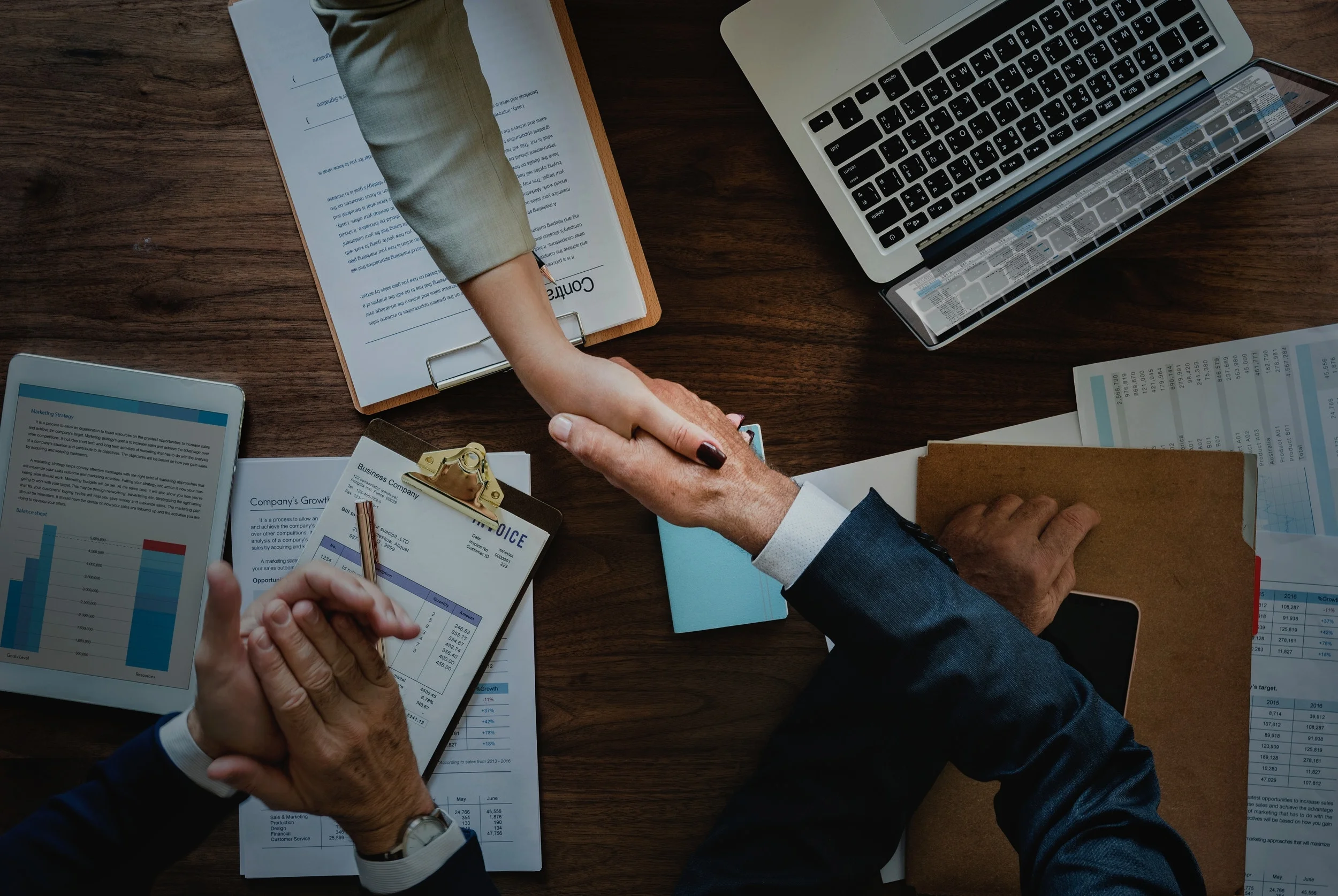 agreement-business-clapping-990817.jpg
