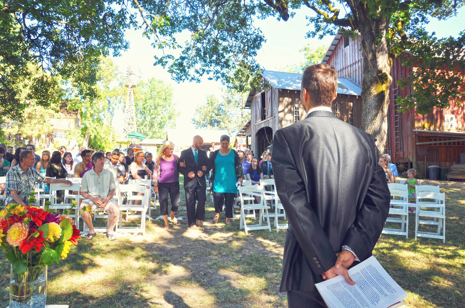 18. Weddings-Minister-Ceremony_Carly-Carpenter.jpg