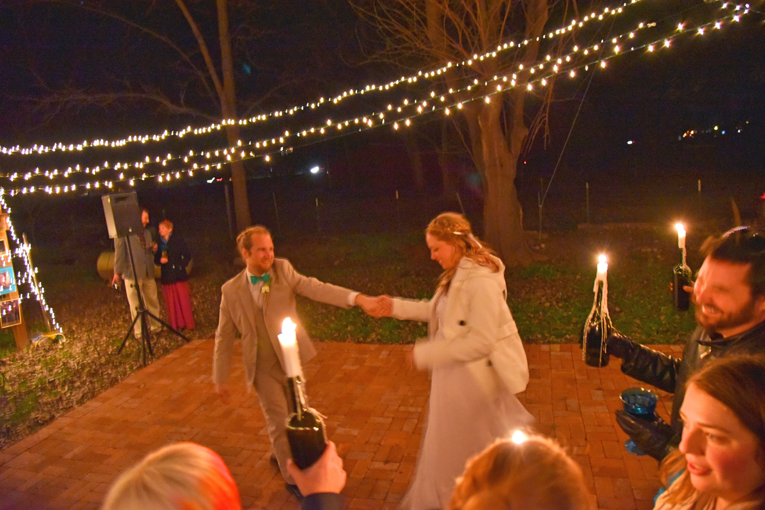 Weddings-Arizona-Bride-Groom-First-Dance_Carly-Carpenter.jpg