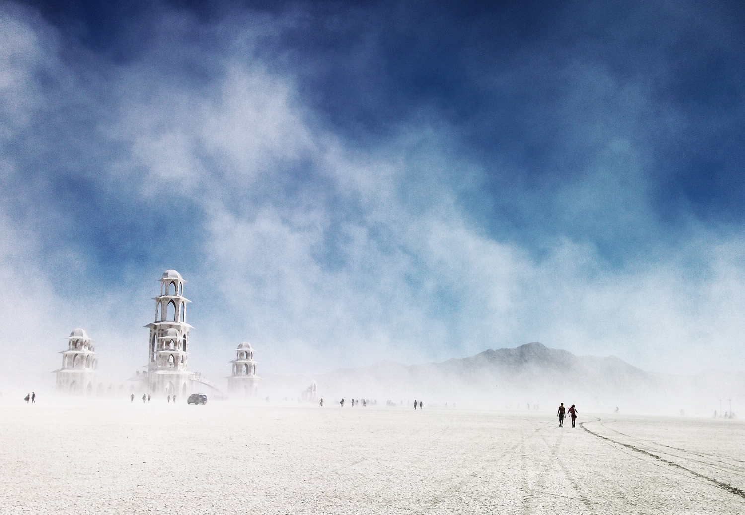 Burning-Man-Black-Rock-City-Temple-Of-Transition-2011-Dust-Storm_Carly-Carpenter.jpg