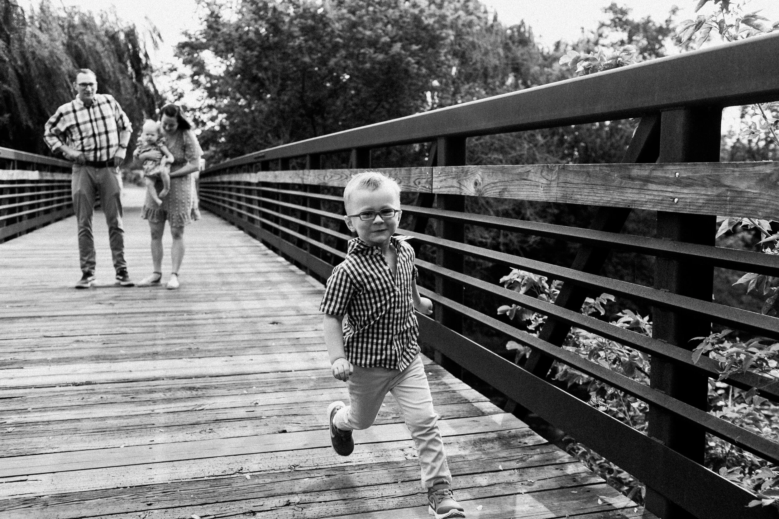 Eldridge Park, Elmhurst, IL Family Photographer | Daniel, Erin, Declan, &amp; Maisie
