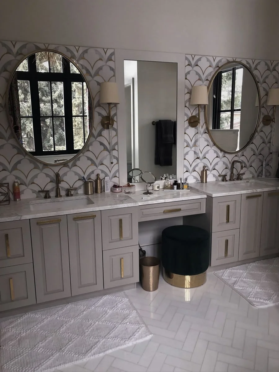 09 - Master Bath rs.jpg