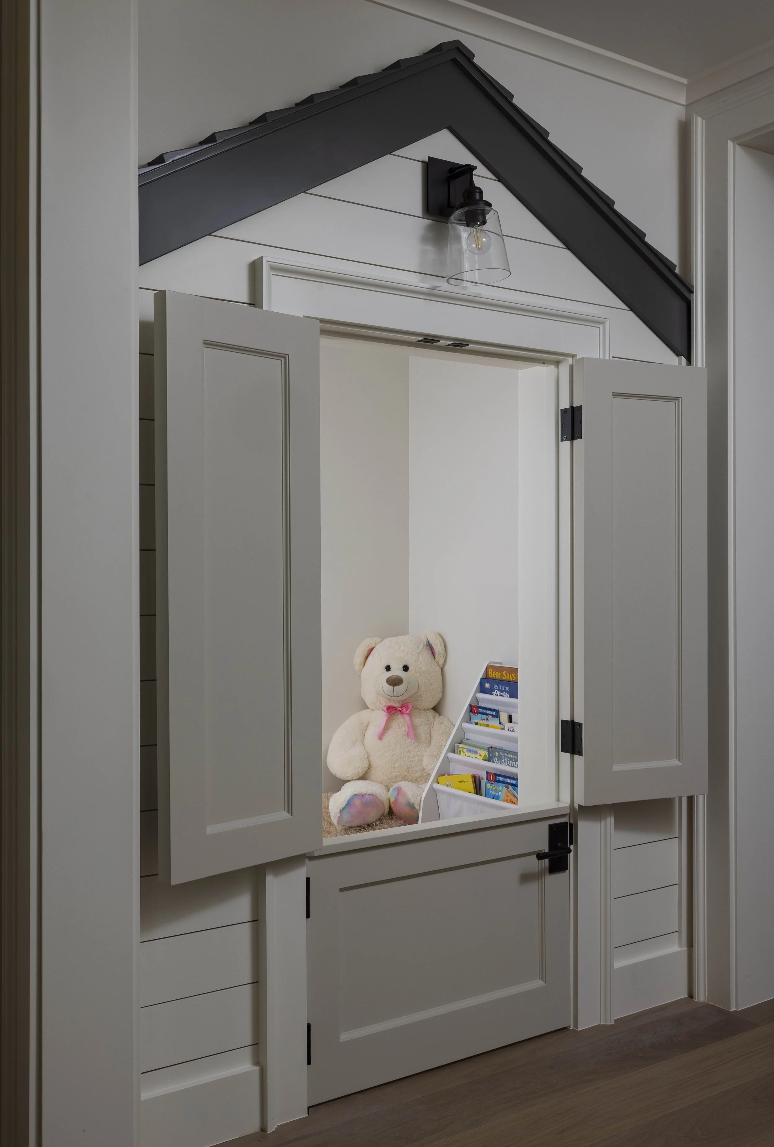 Playhousea5684.jpg