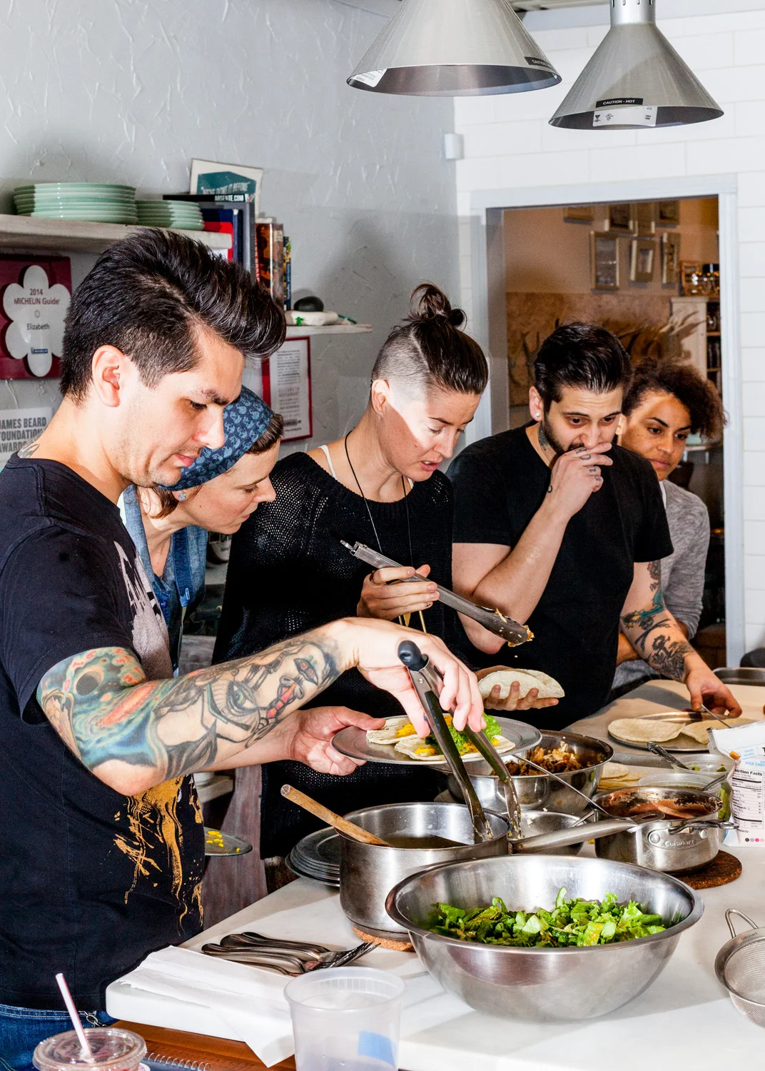 Murway_Reader_Family-Meal-06.jpg