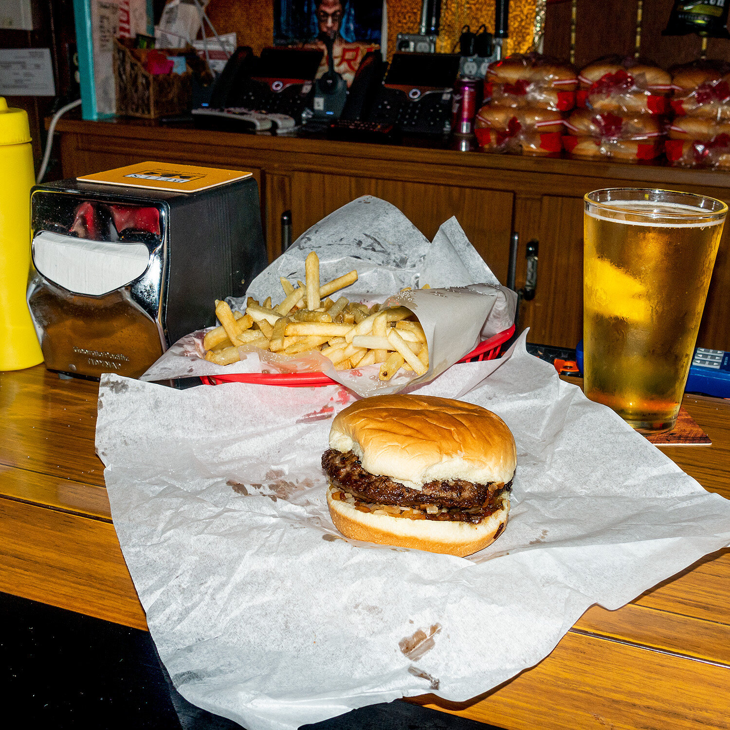 JUCY LUCY - MATT'S BAR - MINNEAPOLIS, MN