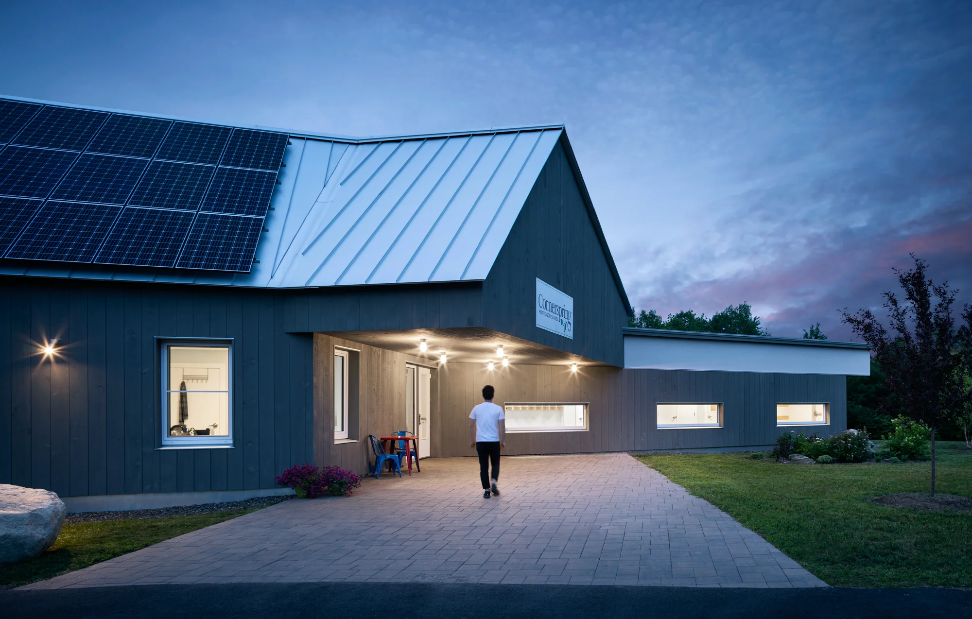 MERIT AWARD/ INSTITUTIONAL & COMMERCIAL What if Every School?: Cornerspring Montessori School, Belfast OPAL (FORMERLY GO LOGIC) PHOTOGRAPHED BY TRENT BELL
