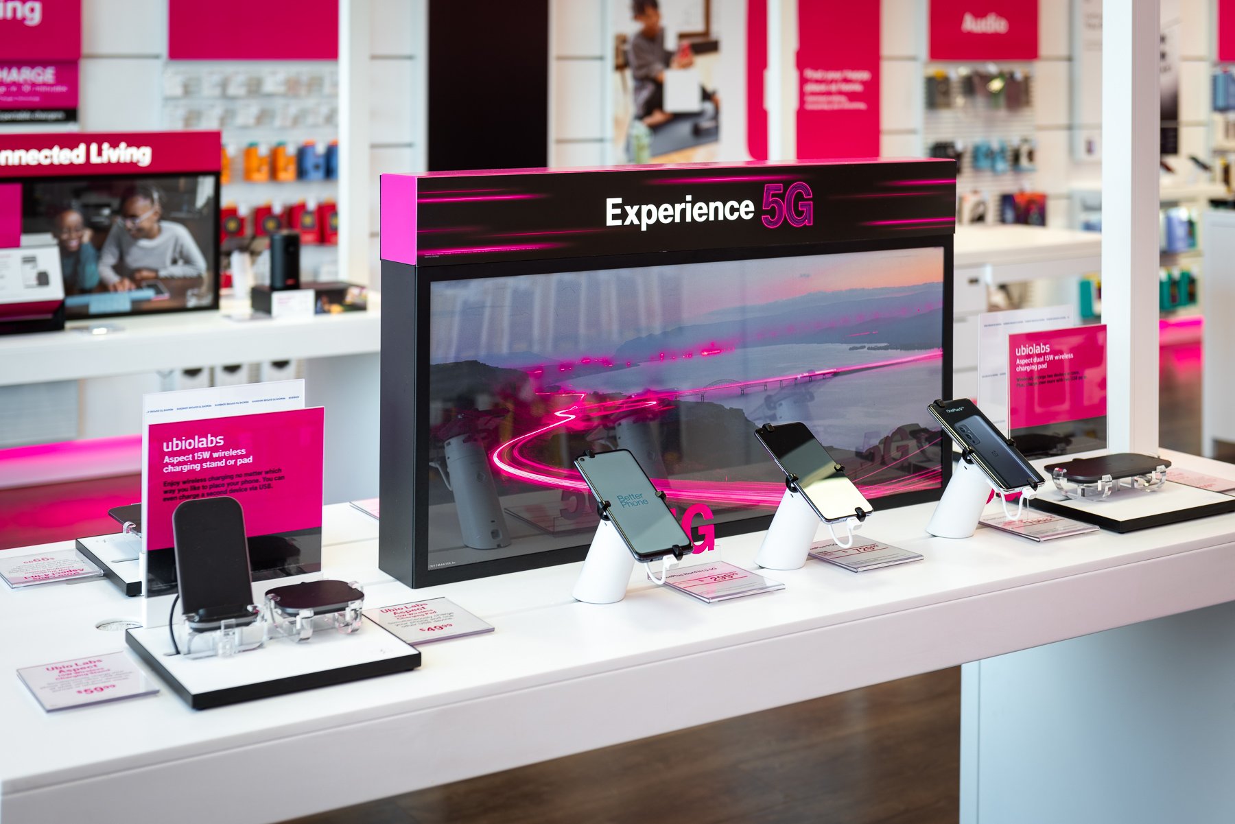 Retail Interior Photographer for T-Mobile