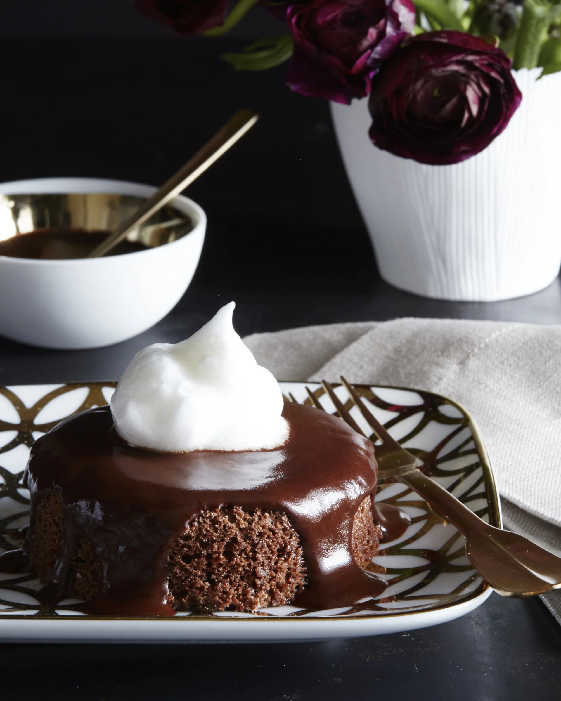 choc_cake_Cooking_Light12836.jpg