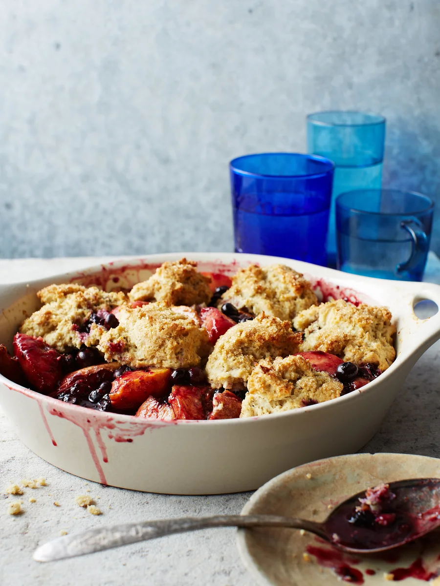 BlueberryPeachCobblerWithPecans003.jpg