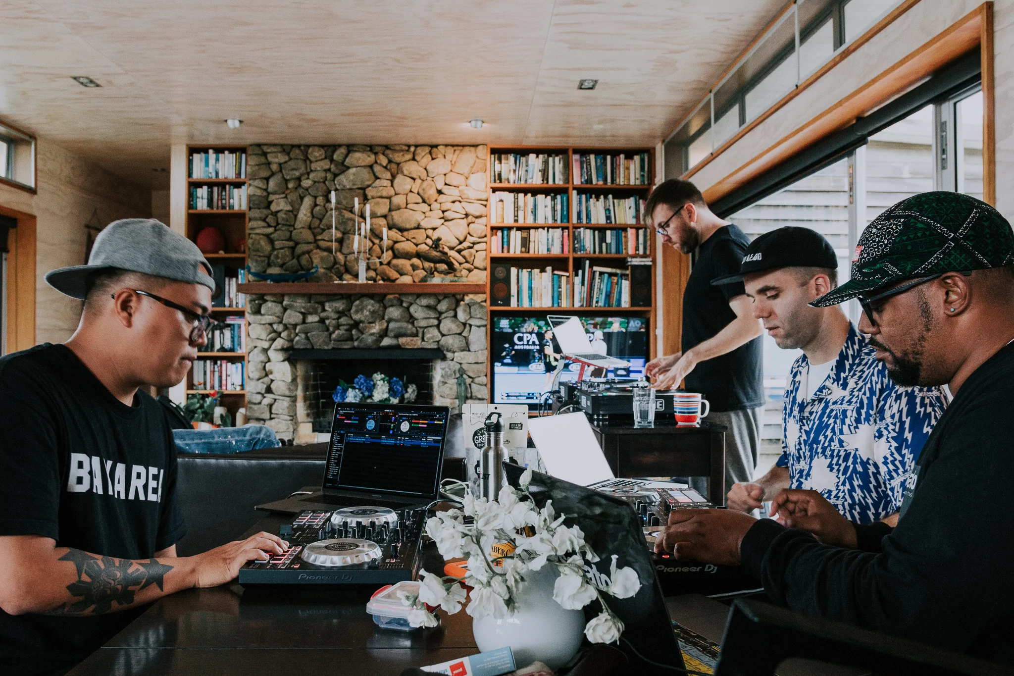 Bounce (Serato AR Team)