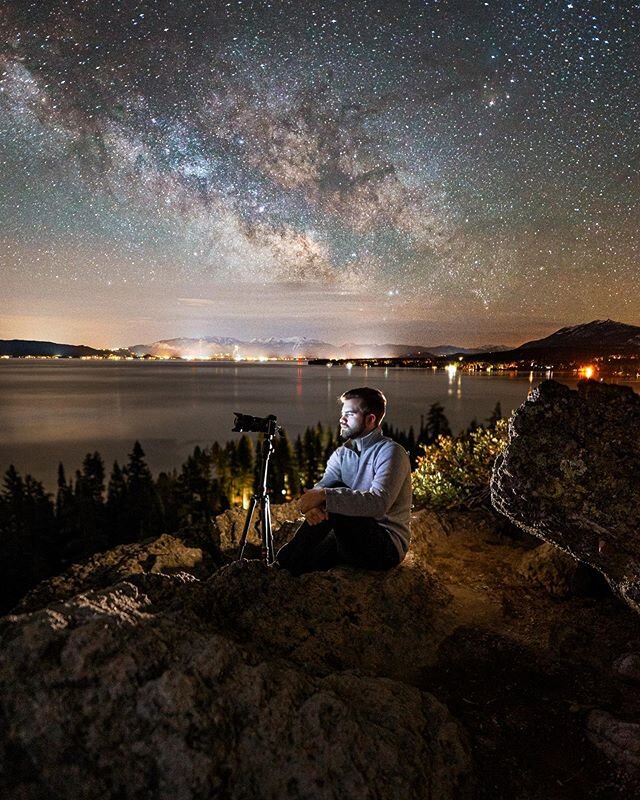 Milk szn is back 😎🥛
I&rsquo;m definitely not the most knowledgeable when it&rsquo;s comes to photoshop but here is a 2 image composite from last night! 
The 2 images were taken about an hour apart. When I took the initial photo of Luke the Milky Wa