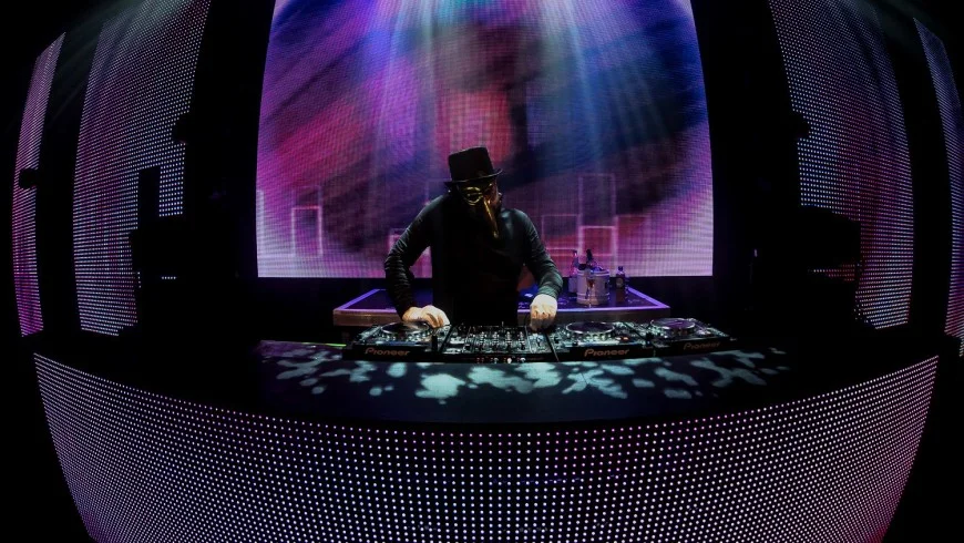 ART x MUSIC @ CLAPTONE