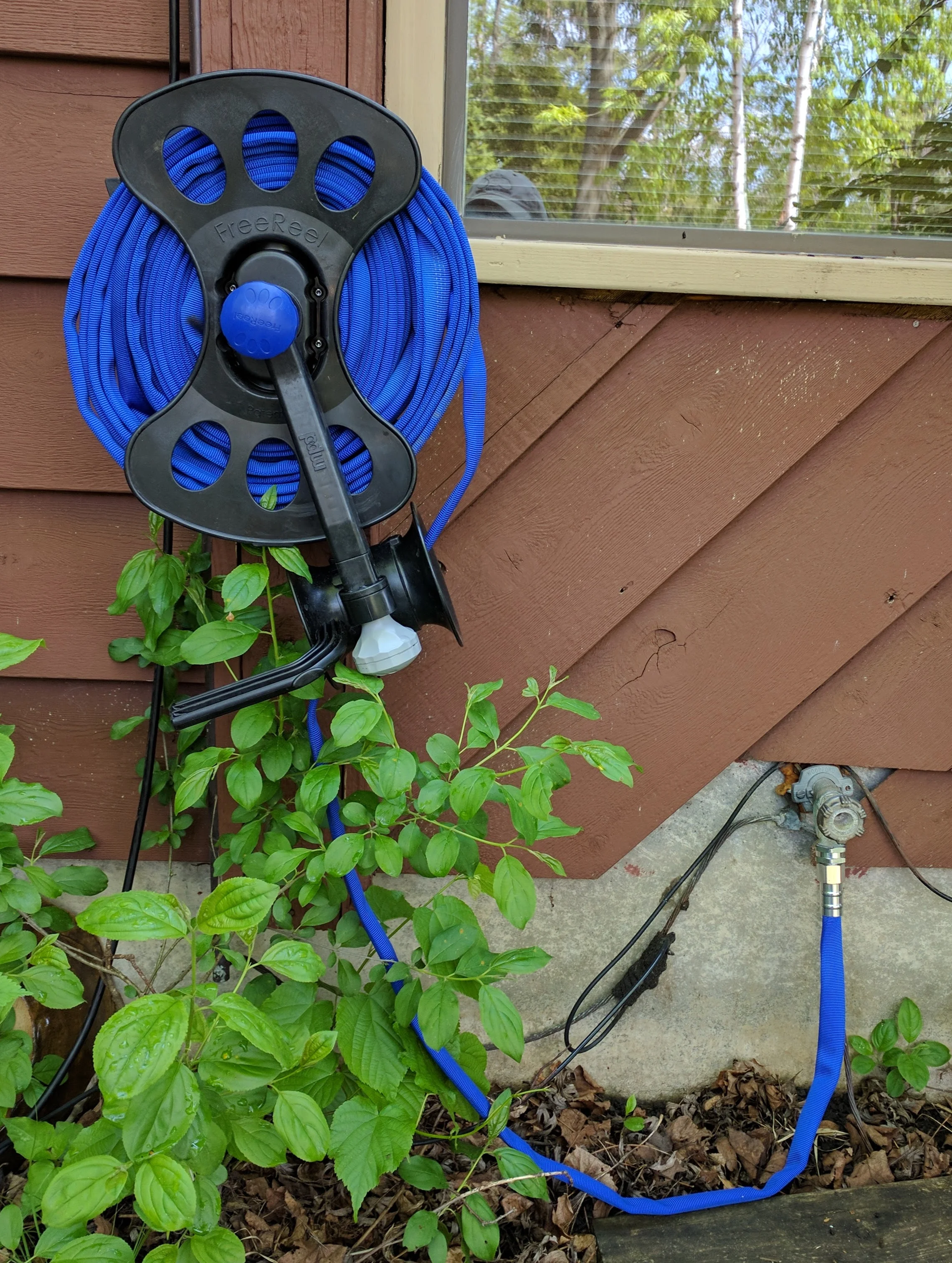 The FreeReel with a Flexible Water Hose