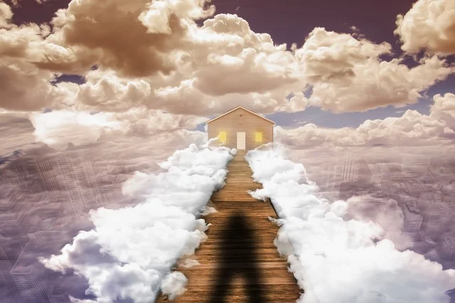 clouds-669943_640.jpg