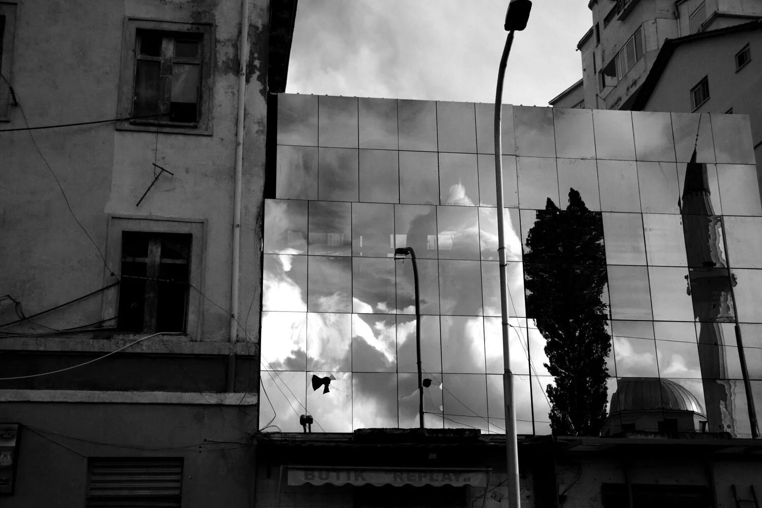  Tiranë, Albania, 2008. 