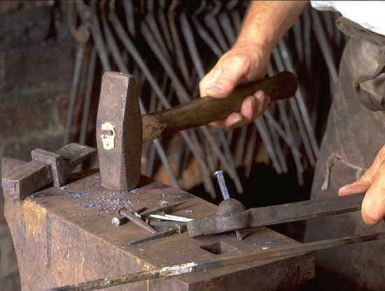 Basic Blacksmithing: Joinery — PIONEER FARMS