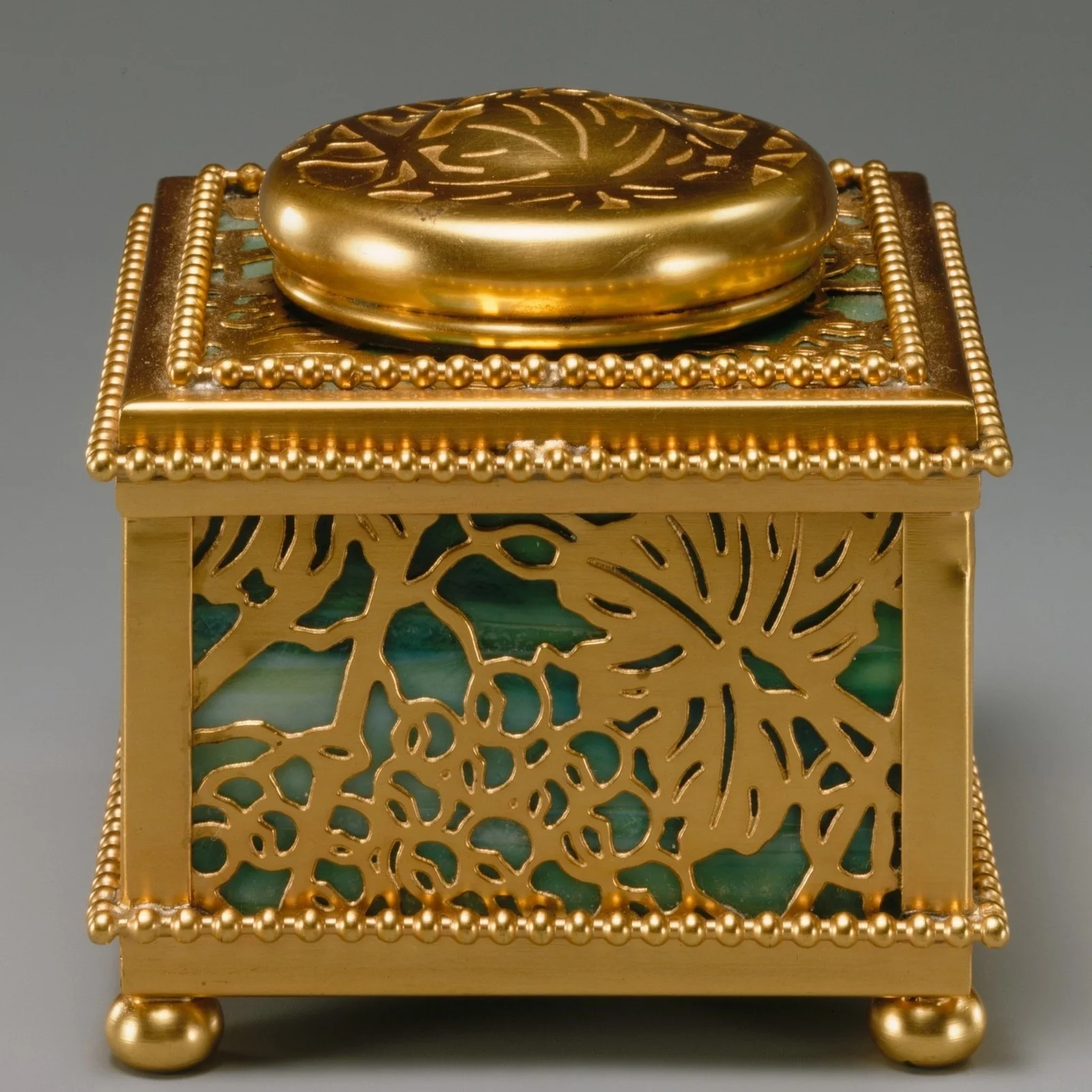 Covered_Inkwell_MET_DT6506.jpg
