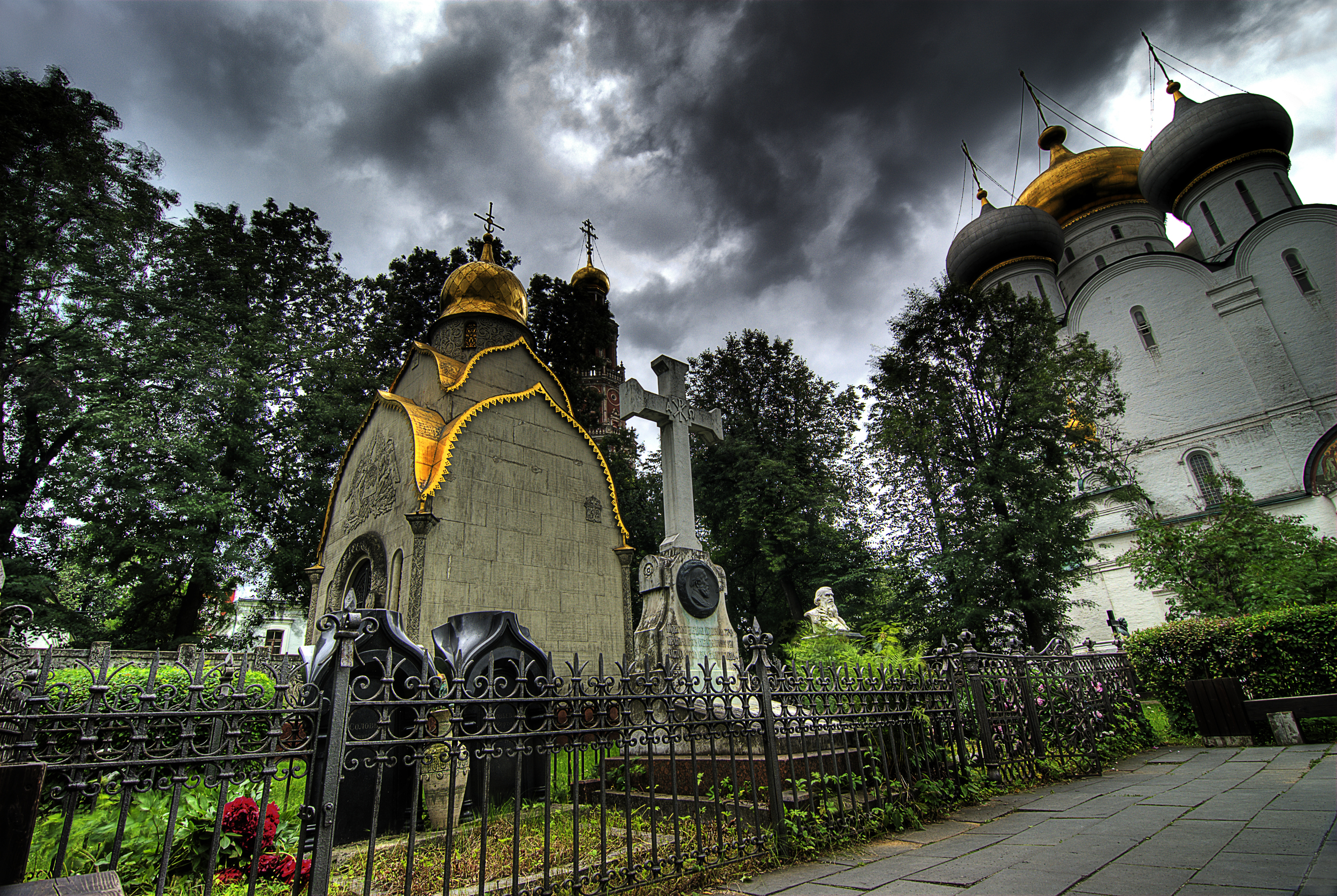 graves and domes.jpg