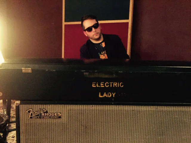 Playing Stevie Wonder's electric piano