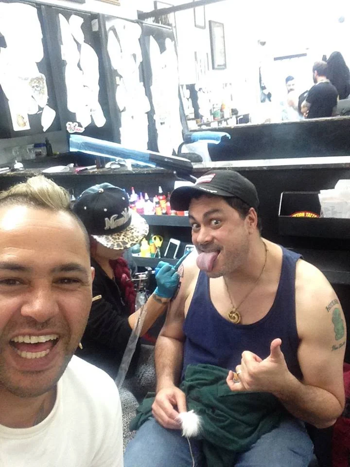 Tattooing an American born Māori man at NY Adorned.