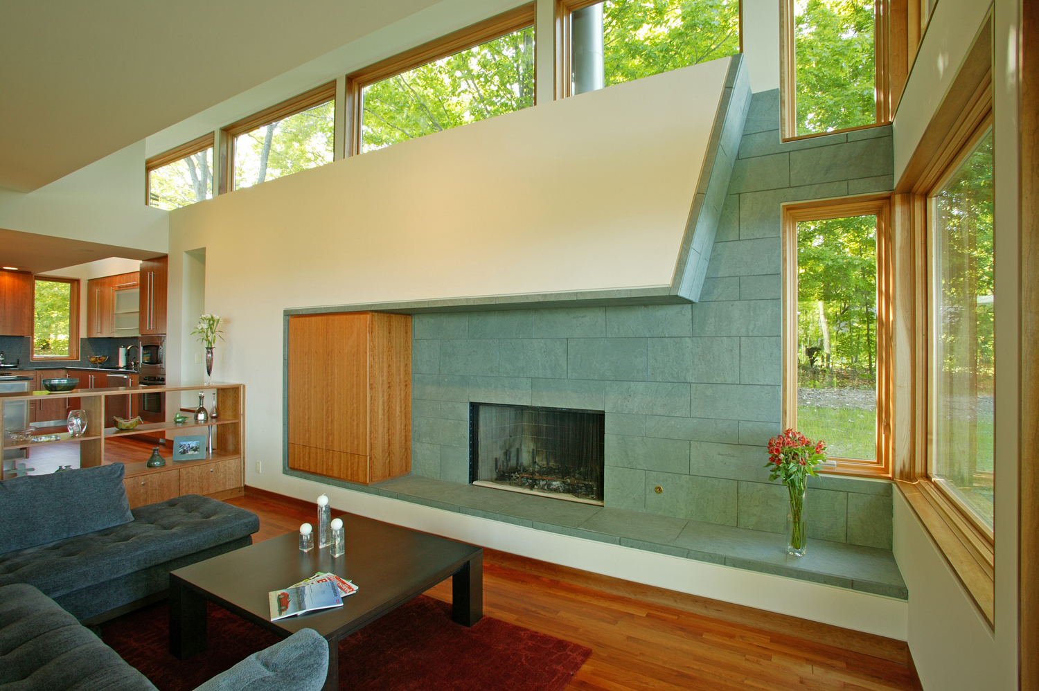 10_fireplace_2.jpg