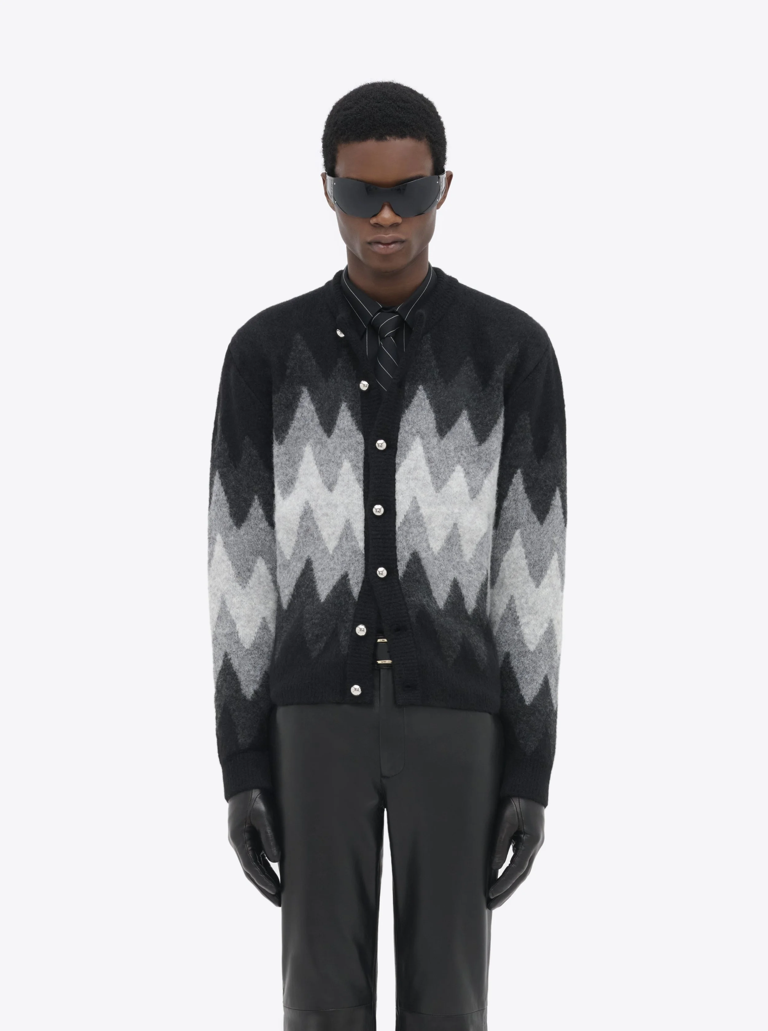 DÉGRADÉ JACQUARD CARDIGAN - GREY & BLACK — ERNEST W. BAKER