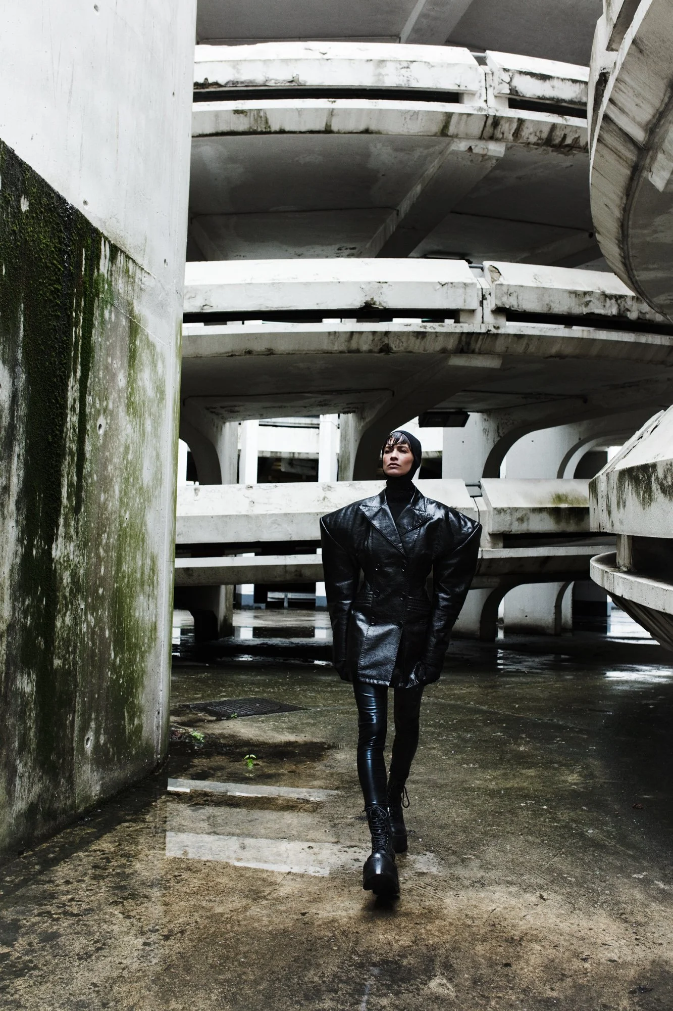 VOGUE_GREECE_PAHUE__91A2595-Exposure15893 copy FINAL.jpg