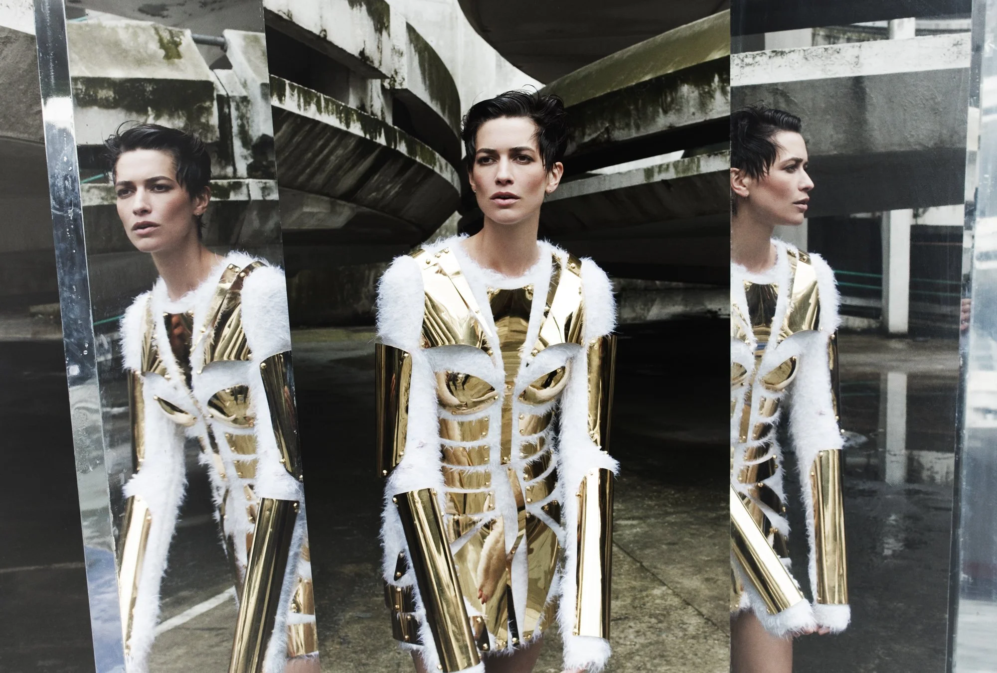 VOGUE_GREECE_PAHUE__91A4161-Exposure15906 copy 2 FINAL.jpg