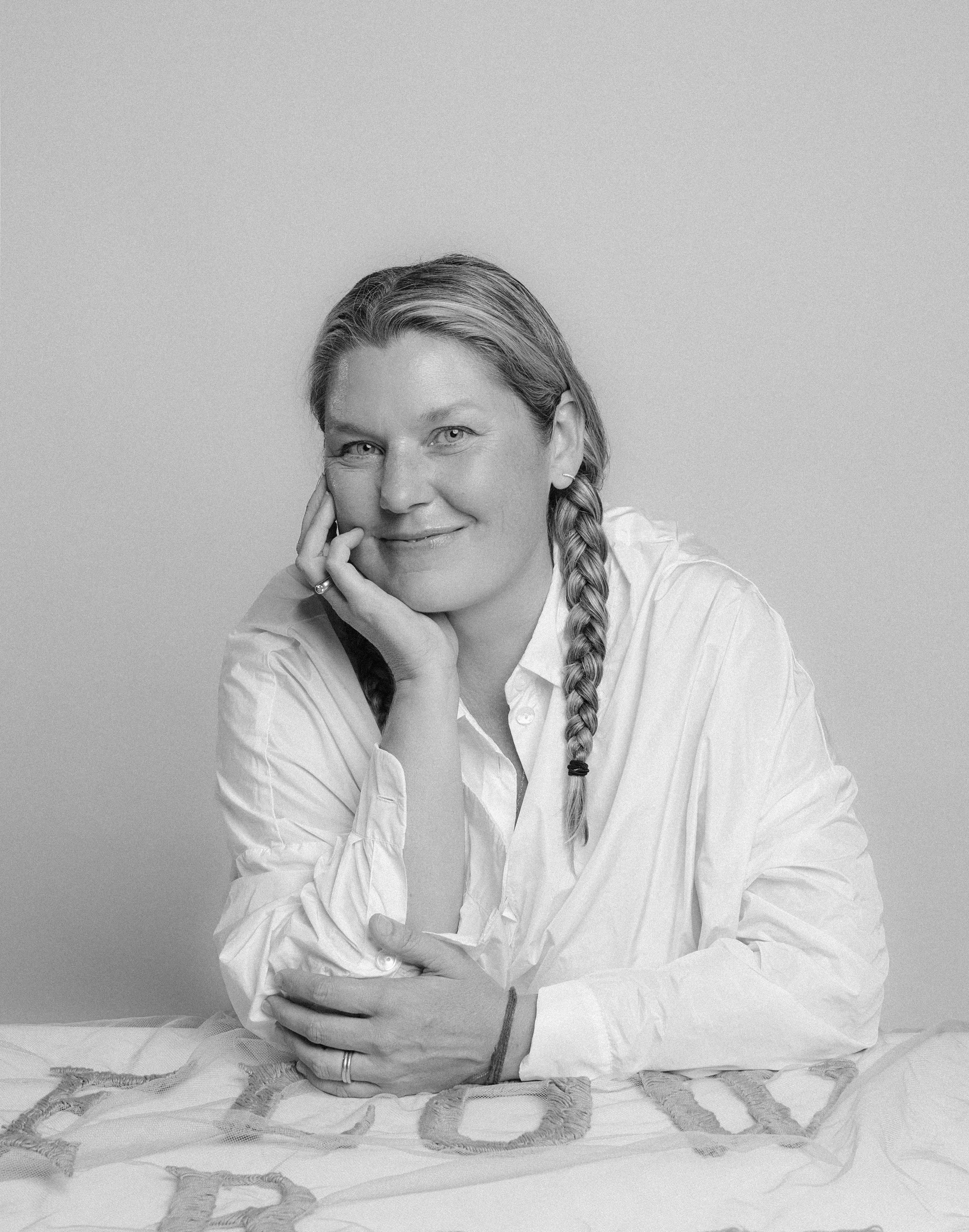 01_Portrait_Spring2026_B+W_MiaForrest.jpg