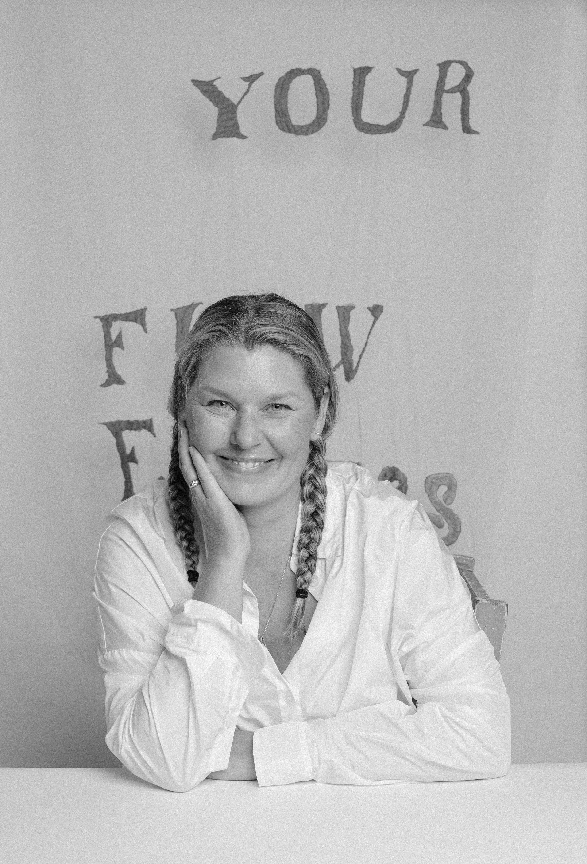 03_Portrait_Spring2026_B+W_MiaForrest.jpg