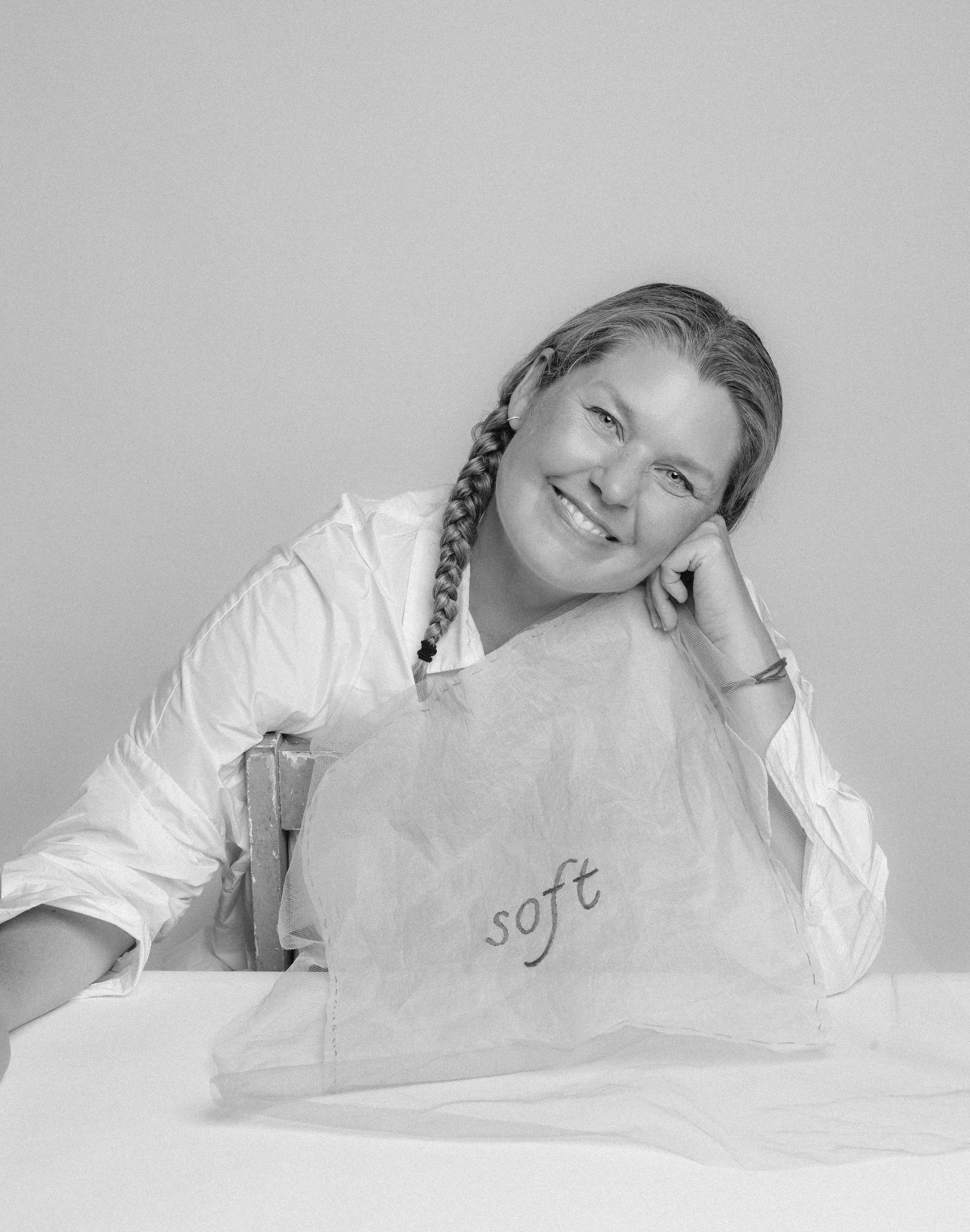06_Portrait_Spring2026_B+W_MiaForrest.jpg