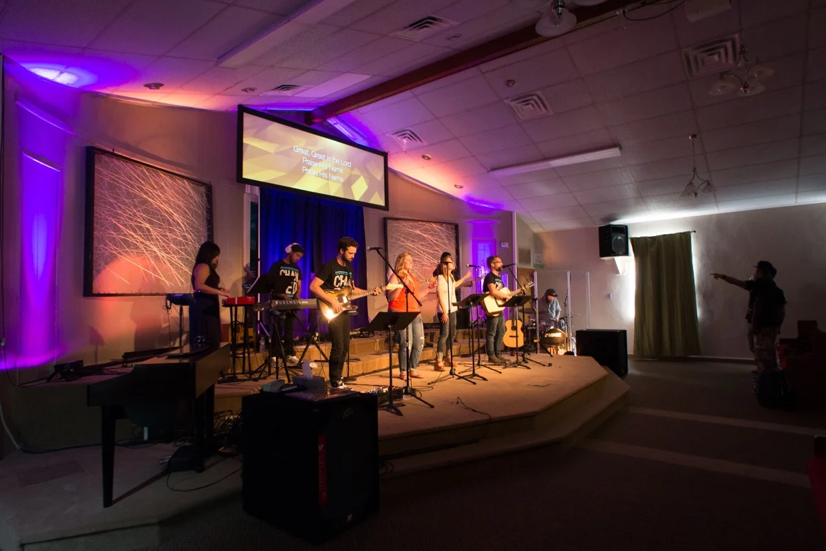 Sleek, Sexy, & Subtle: How Visual Media & Environments Affect a Worship Gathering 