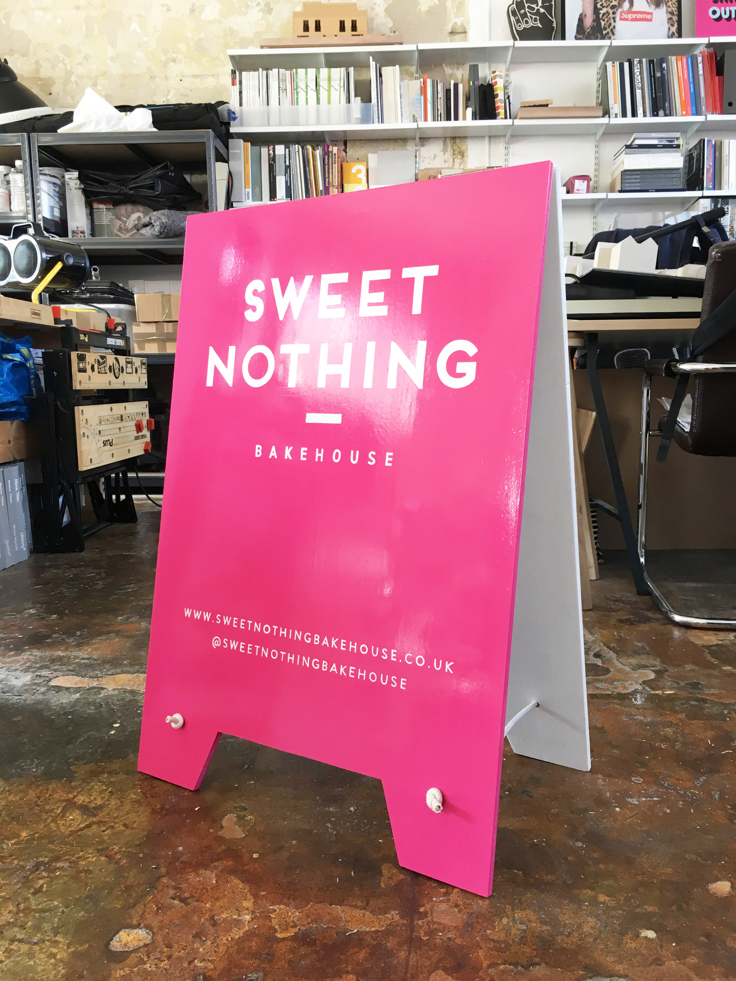 sweet nothing signs 04.jpg