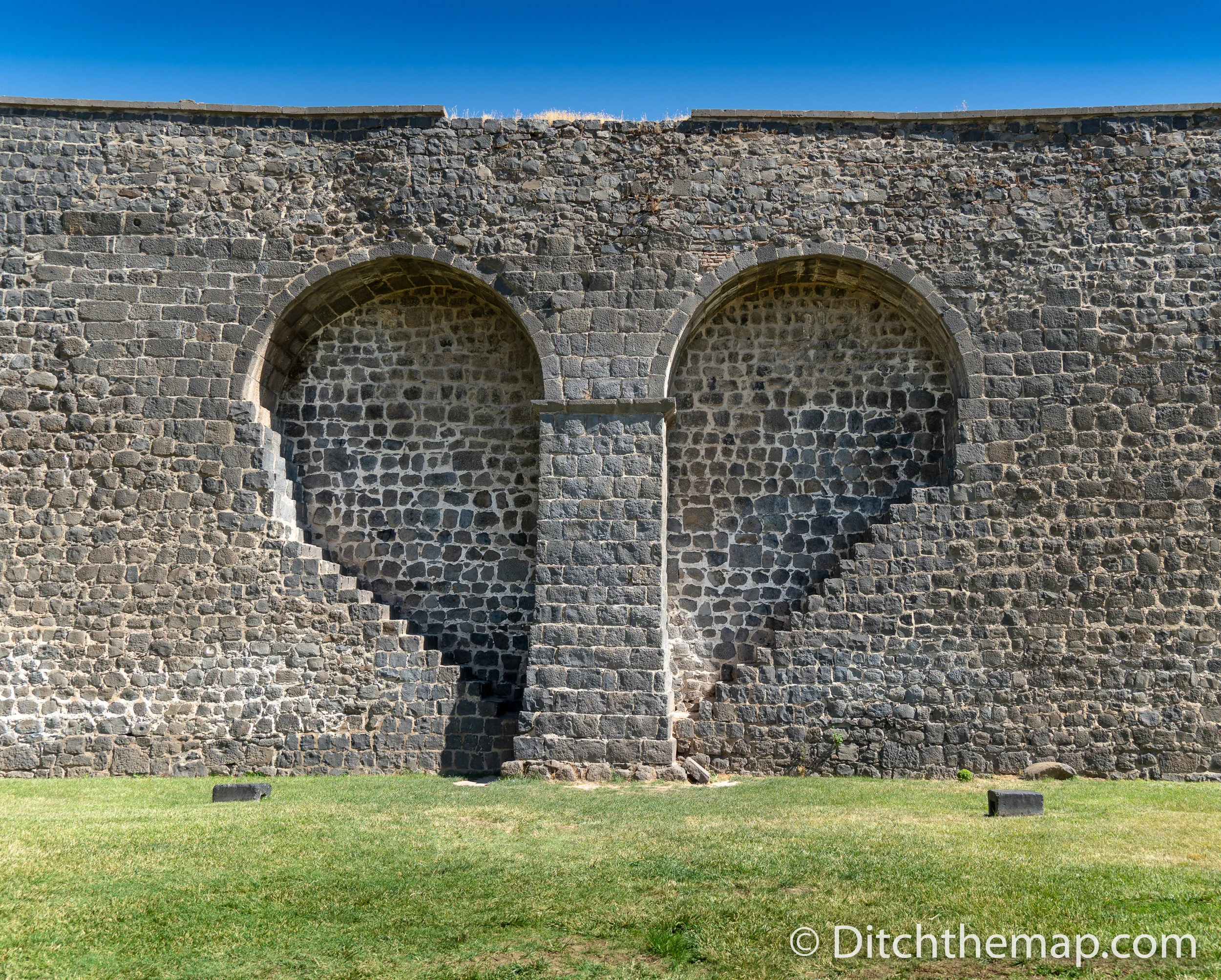 Visiting Diyarbakir – The Capital City of Northern Kurdistan - A Travel Blog